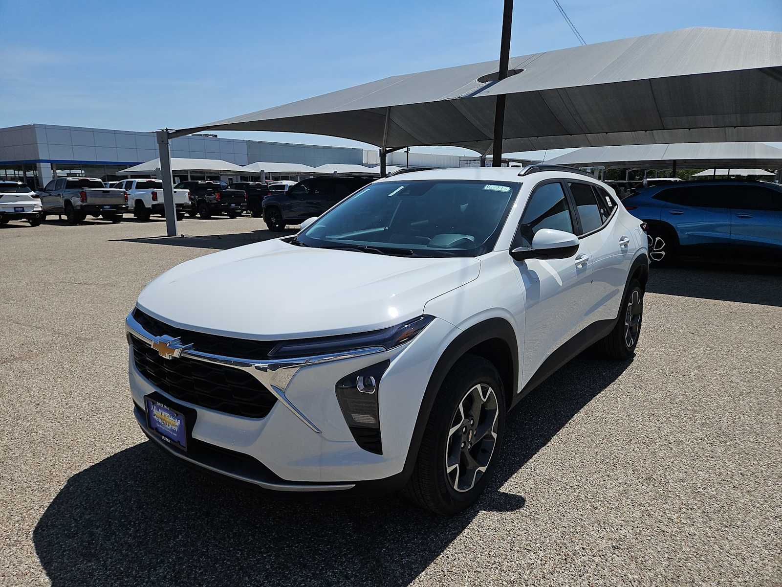 Thumbnail: 2026 Chevrolet Trax - 4