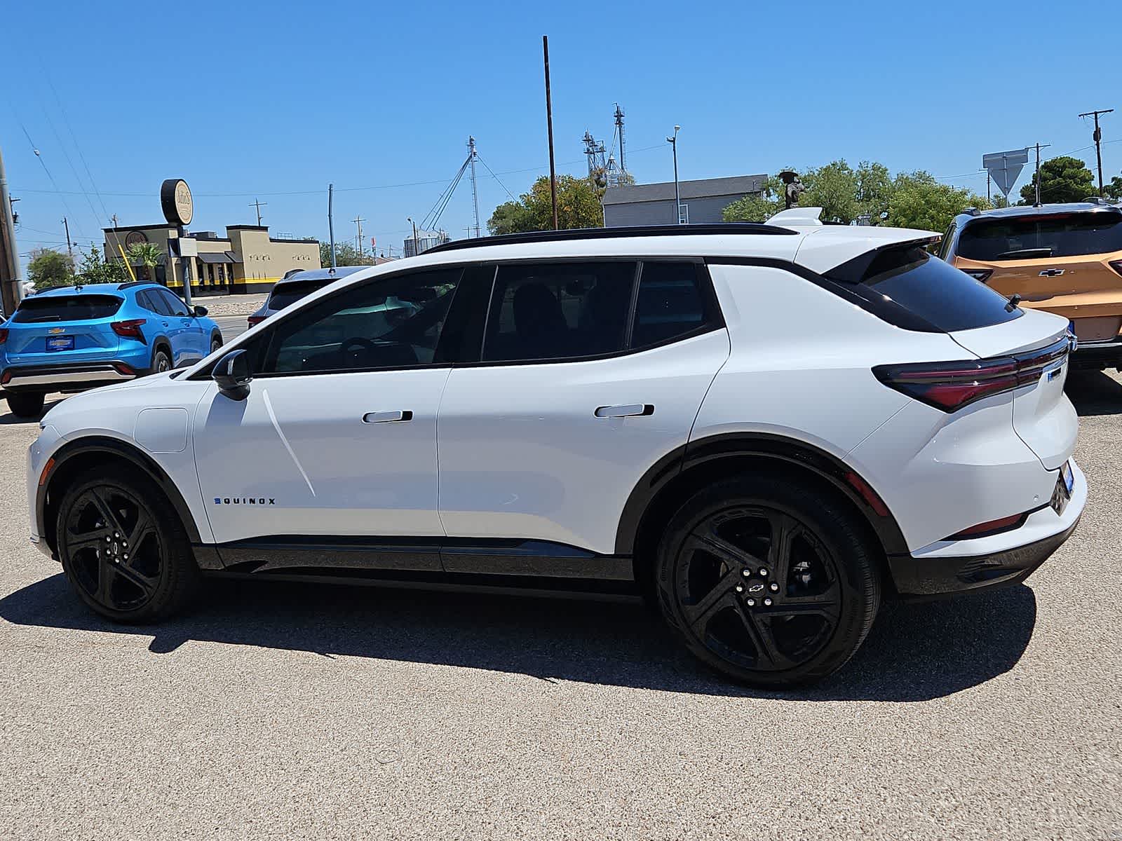 Thumbnail: 2024 Chevrolet Equinox - 3