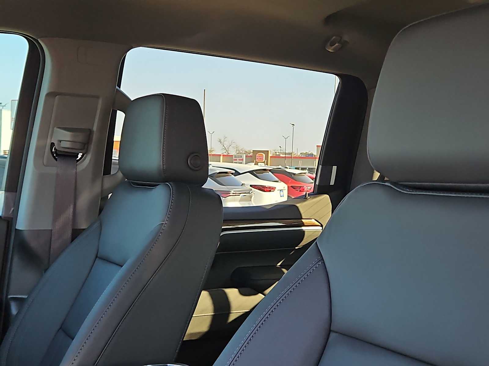 Thumbnail: 2026 Chevrolet Silverado 1500 - 15