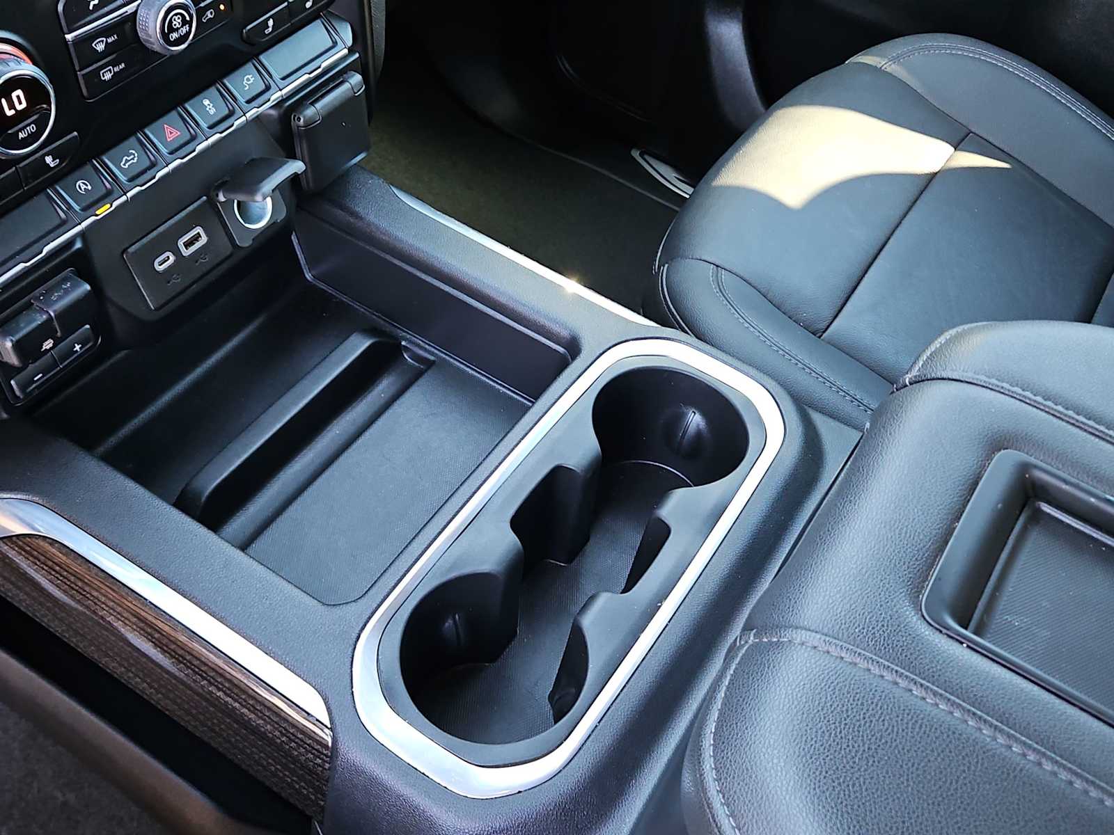 Thumbnail: 2022 Chevrolet Silverado 1500 - 20