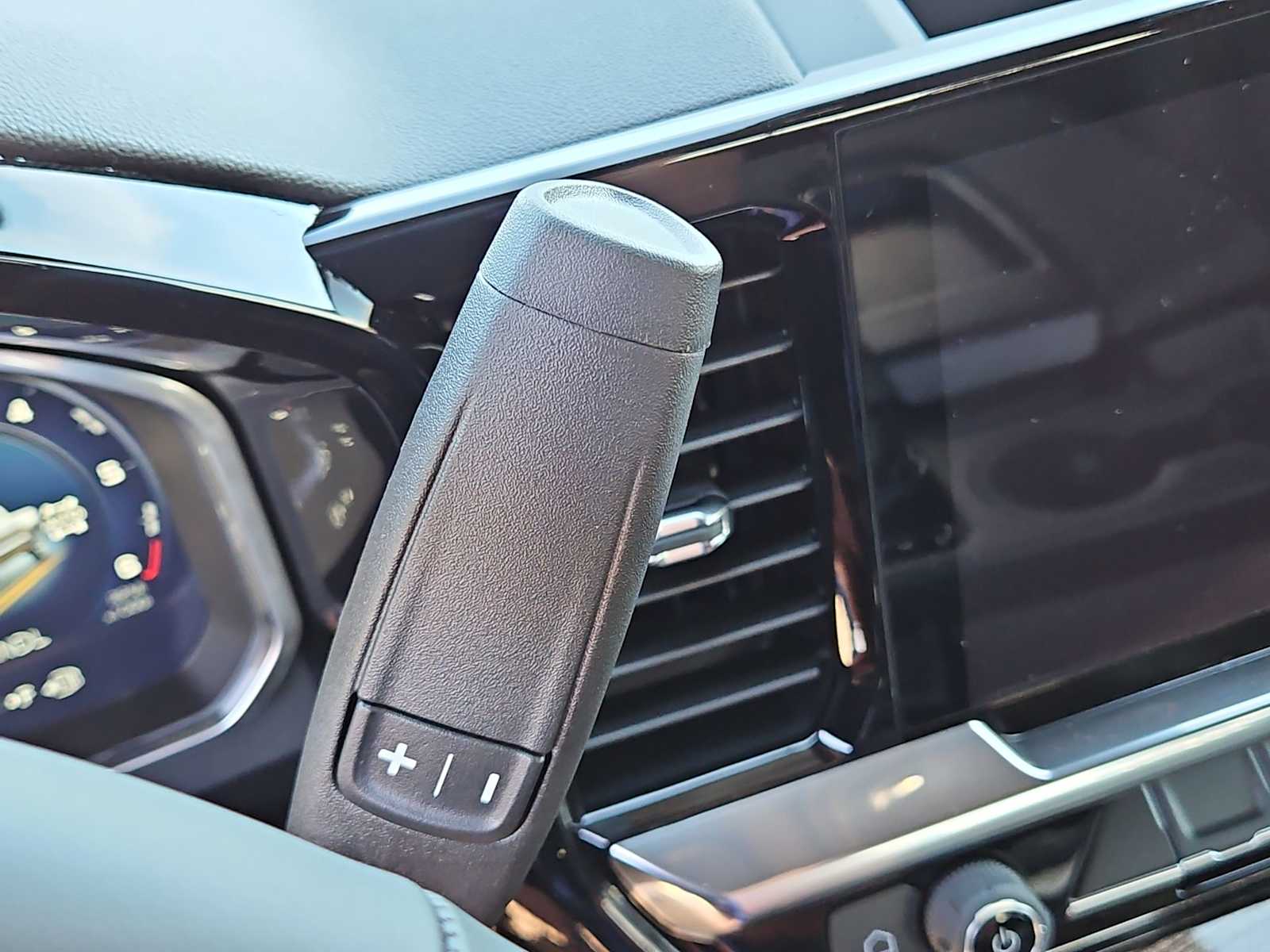 Thumbnail: 2026 Chevrolet Silverado 1500 - 21