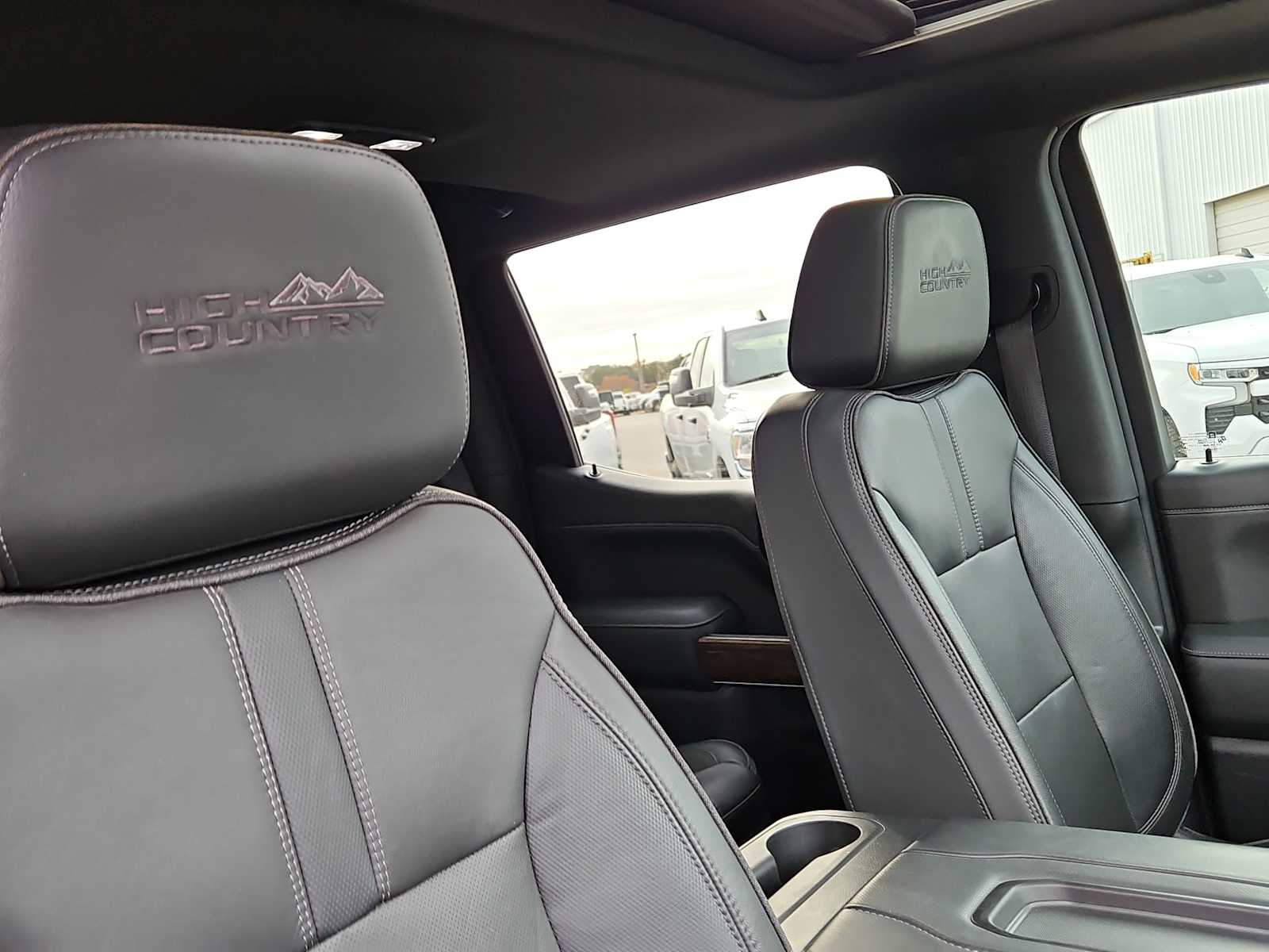 Thumbnail: 2022 Chevrolet Silverado 1500 - 17