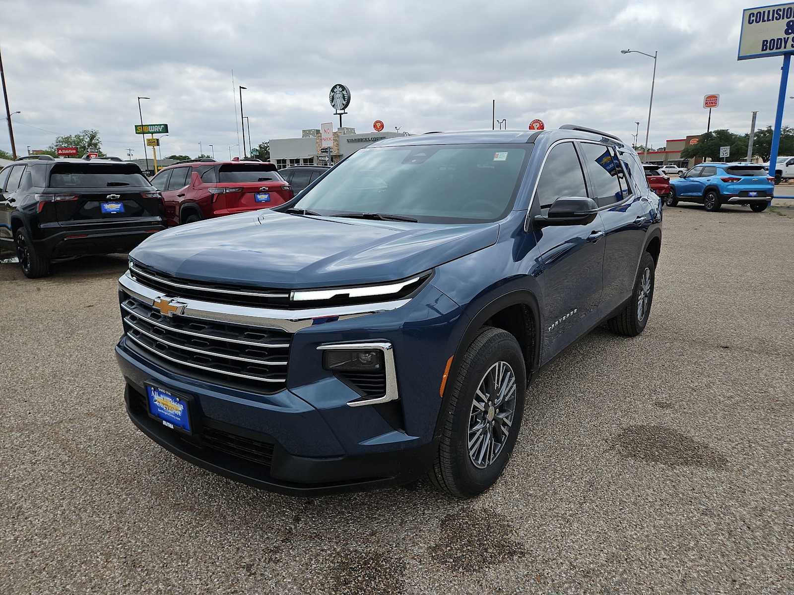 Thumbnail: 2026 Chevrolet Traverse - 4