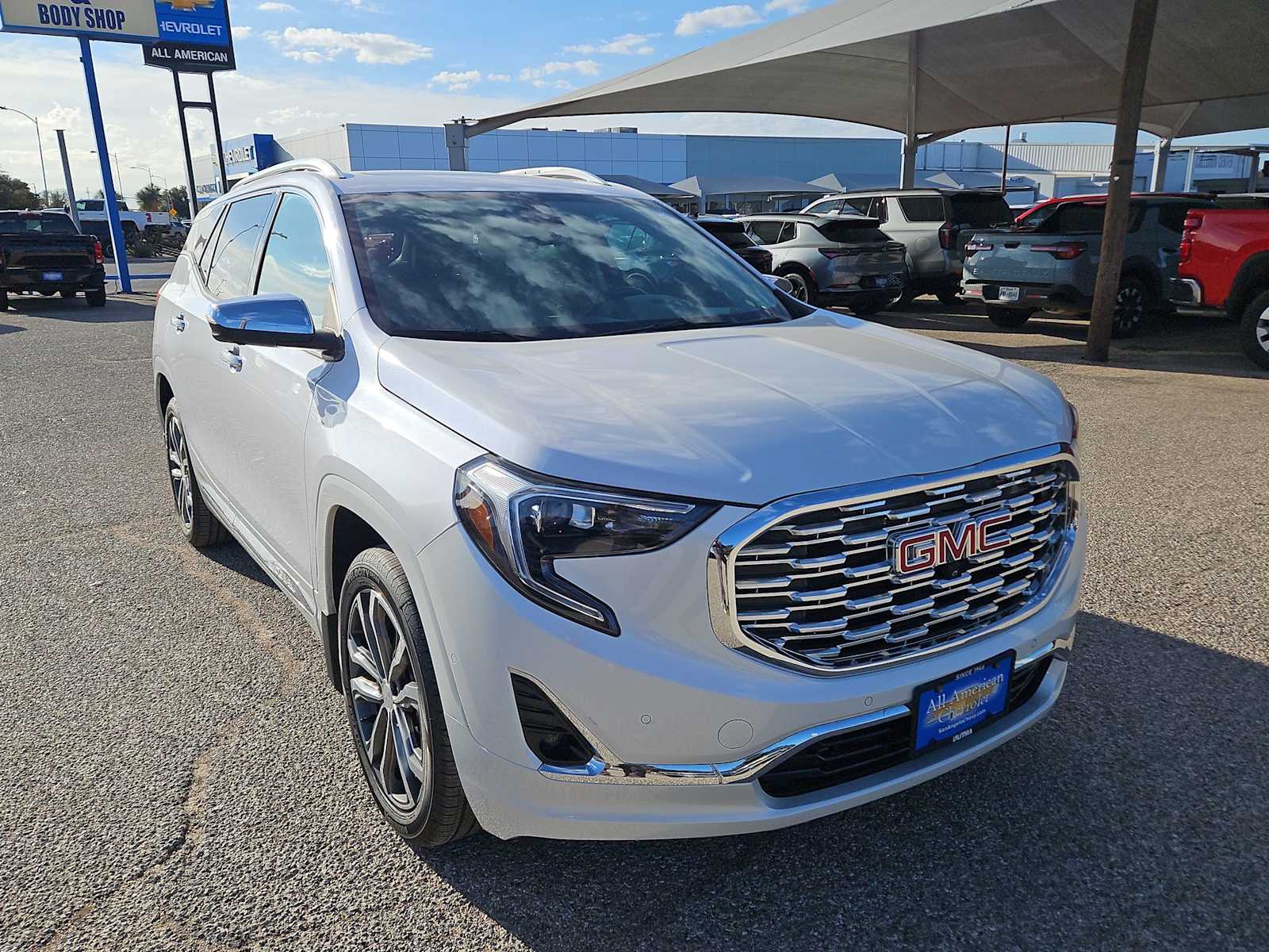 Thumbnail: 2020 GMC Terrain - 2