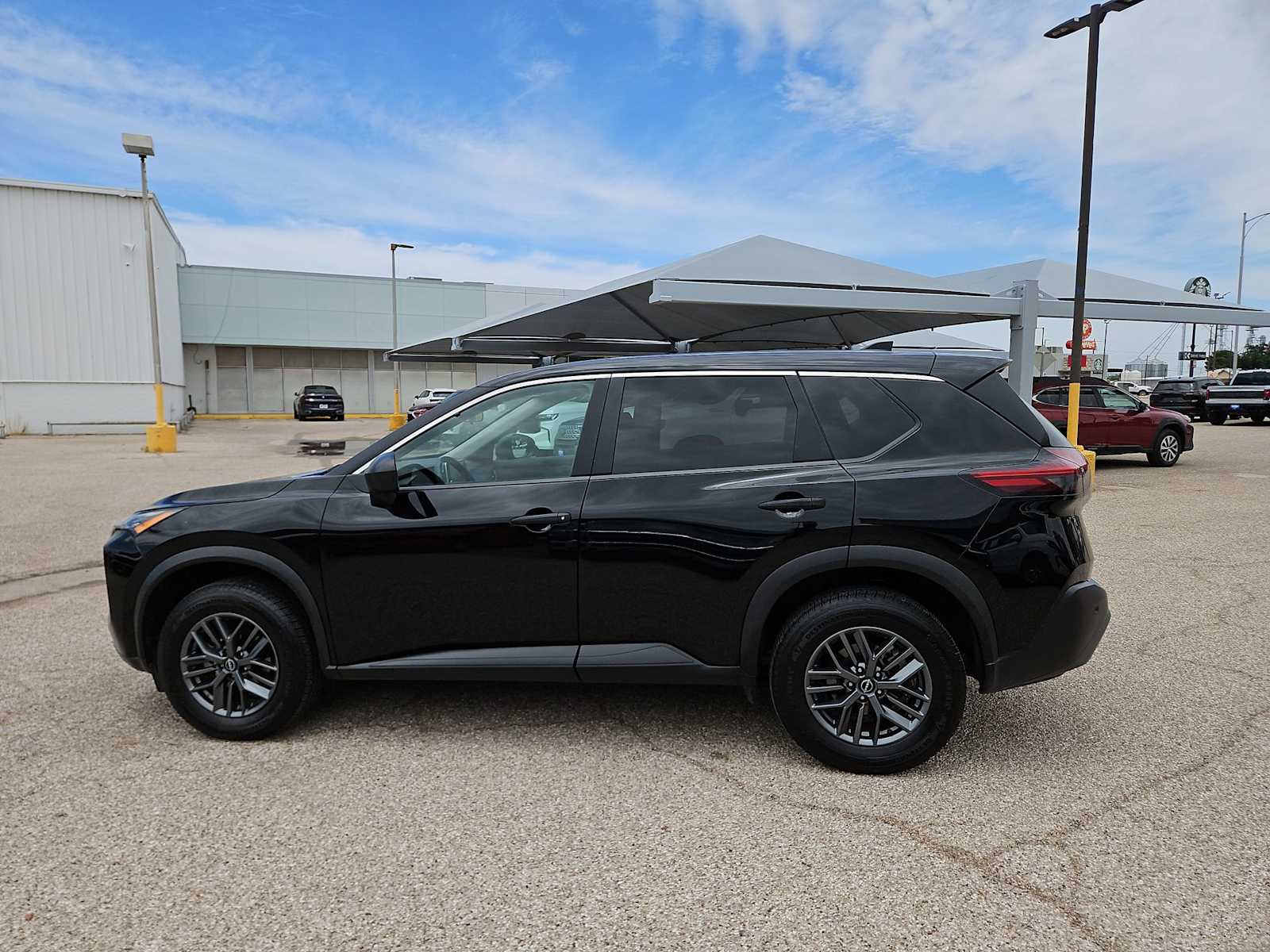 Thumbnail: 2023 Nissan Rogue - 5