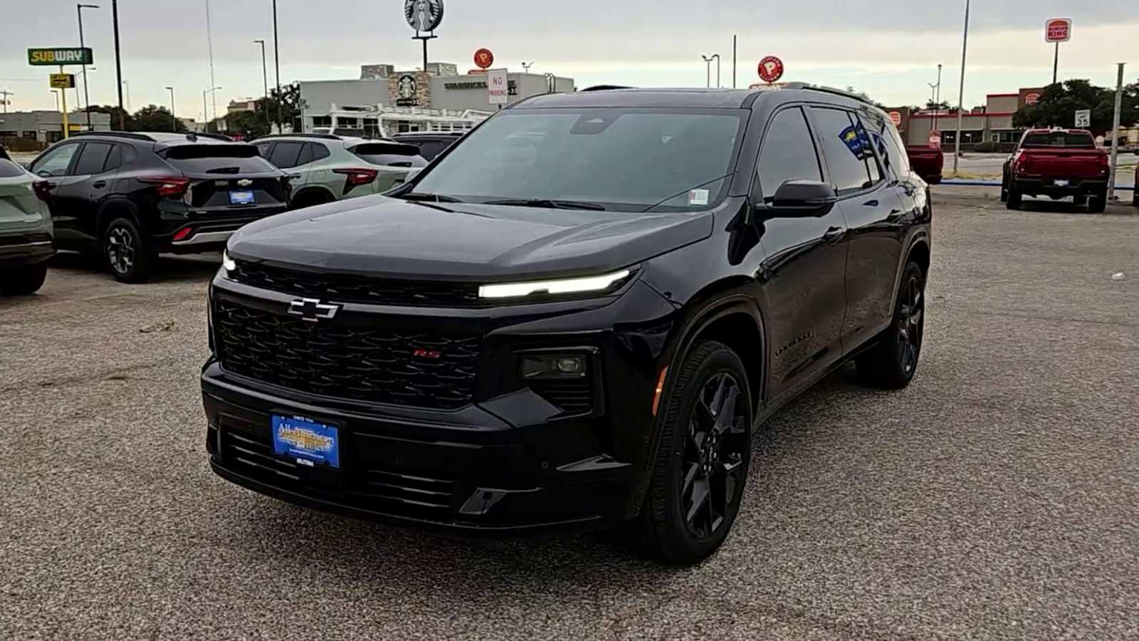 Thumbnail: 2026 Chevrolet Traverse - 3