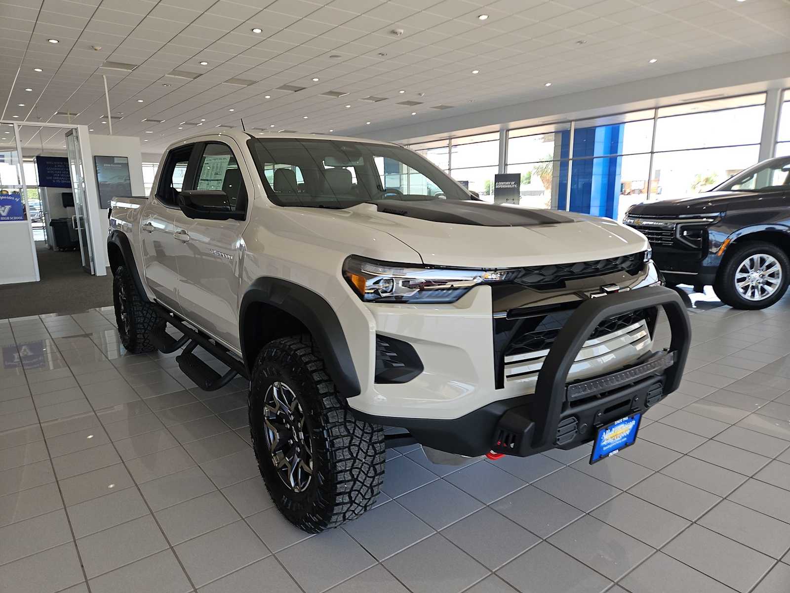 Thumbnail: 2026 Chevrolet Colorado - 2