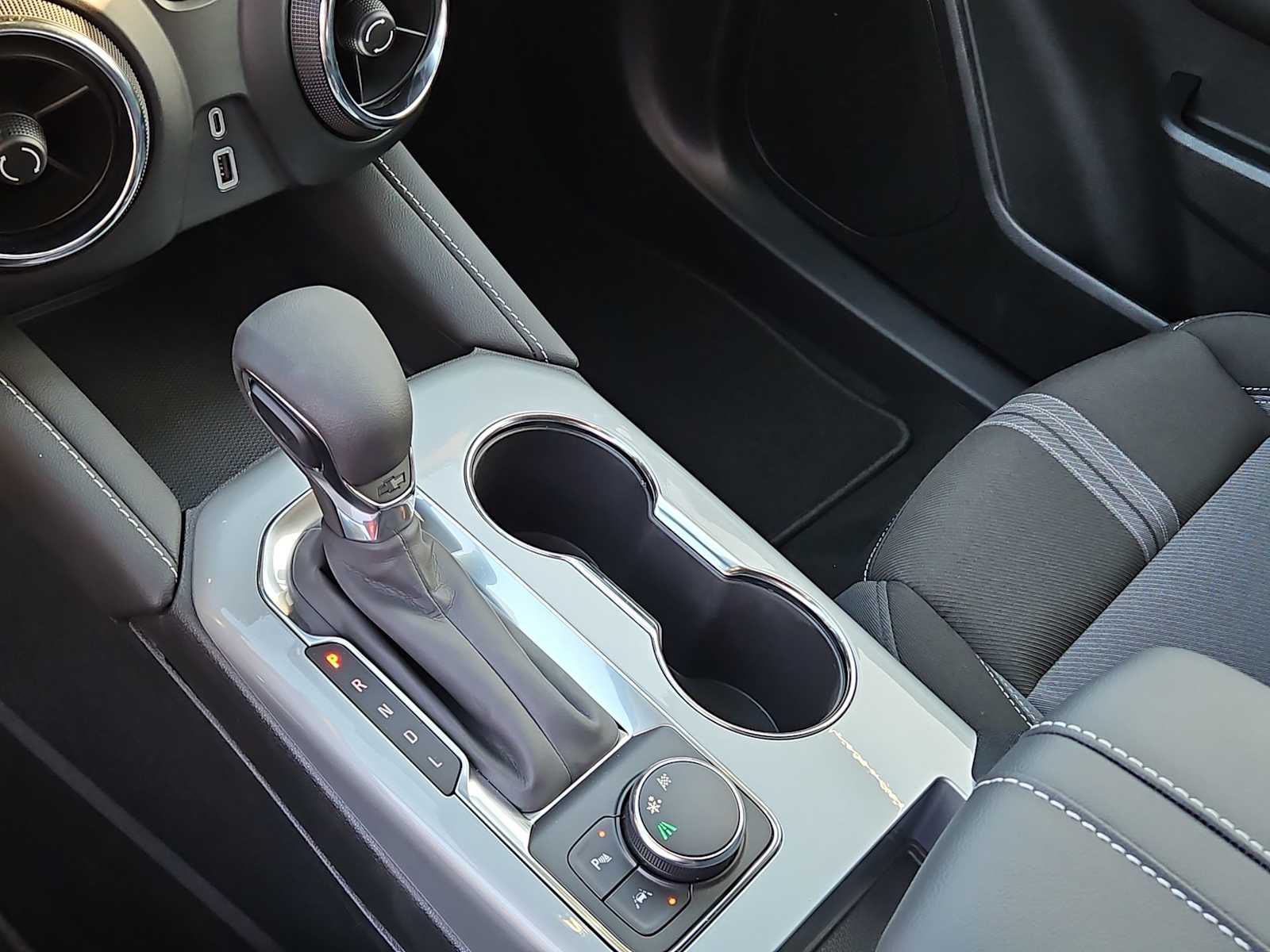 Thumbnail: 2026 Chevrolet Blazer - 20