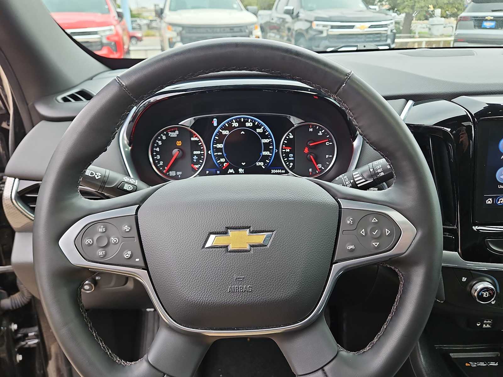 Thumbnail: 2023 Chevrolet Traverse - 19