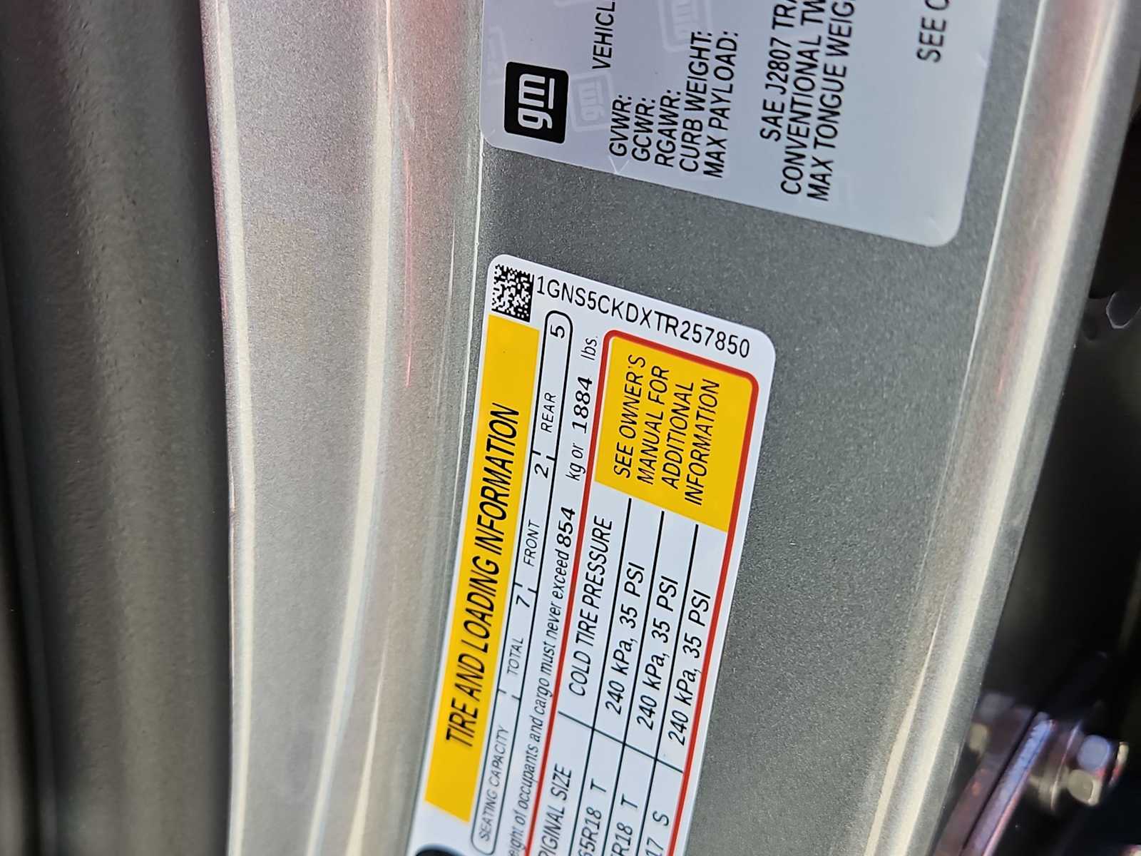 Thumbnail: 2026 Chevrolet Suburban - 25