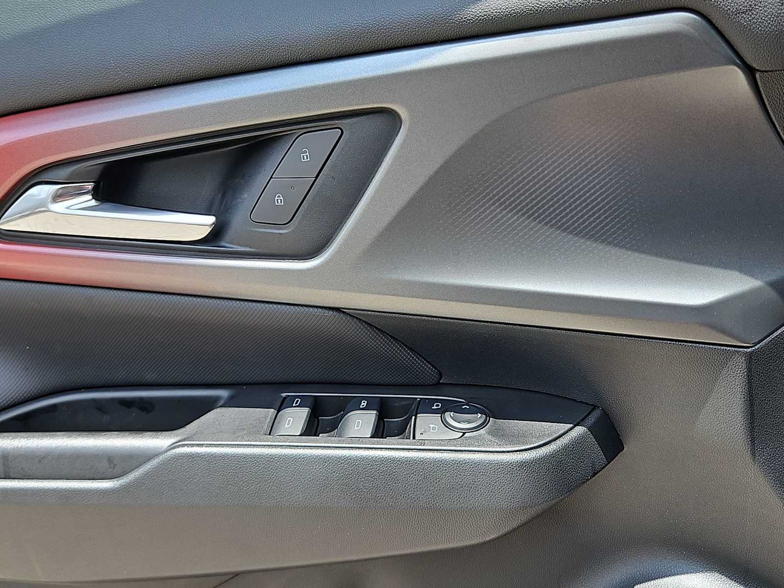 Thumbnail: 2025 Chevrolet Equinox - 18