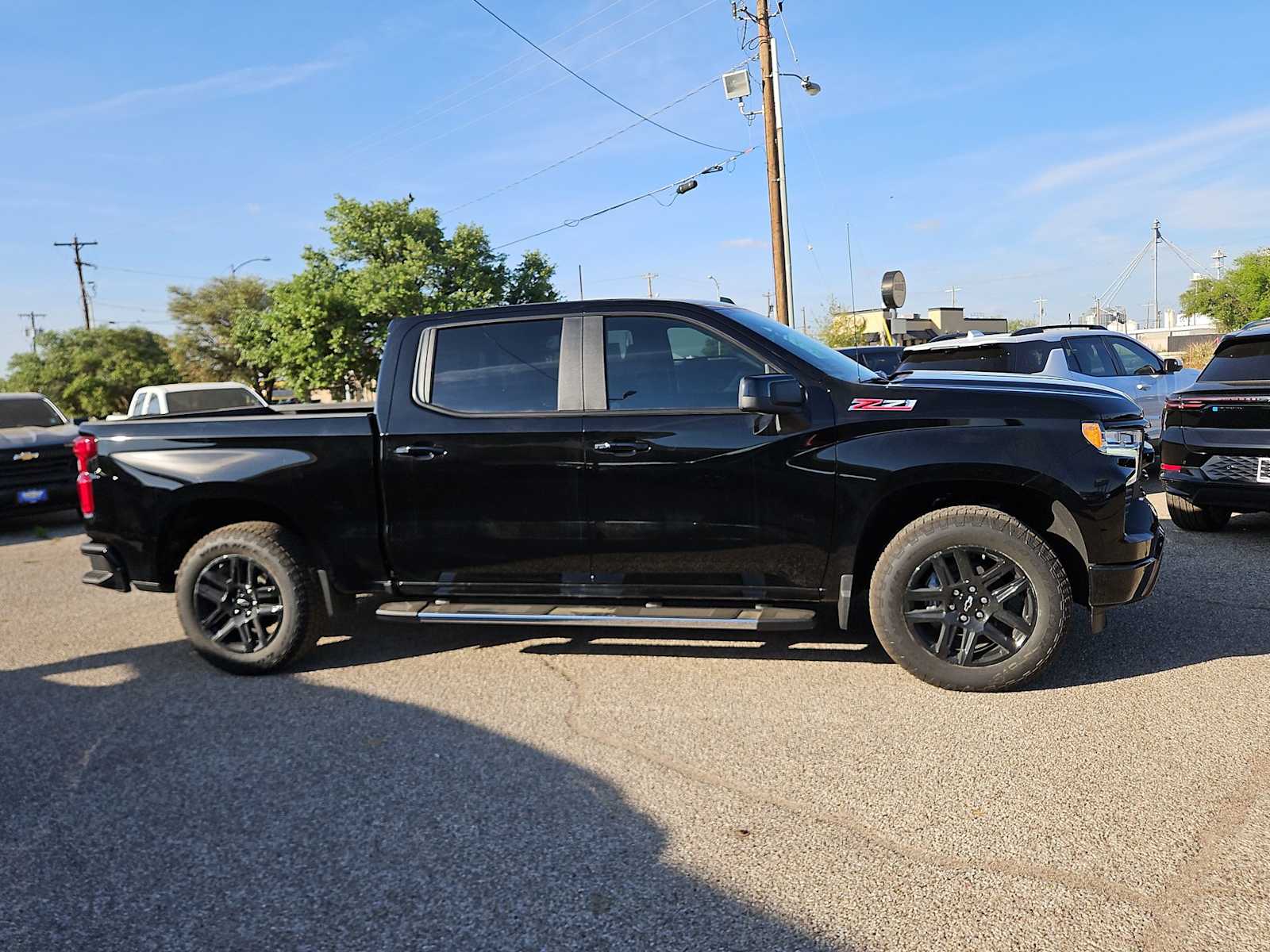 Thumbnail: 2026 Chevrolet Silverado 1500 - 9