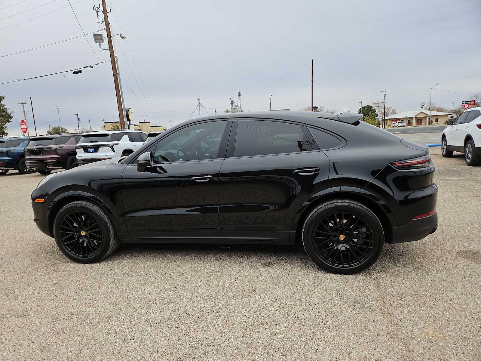 Thumbnail: 2023 Porsche  - 5