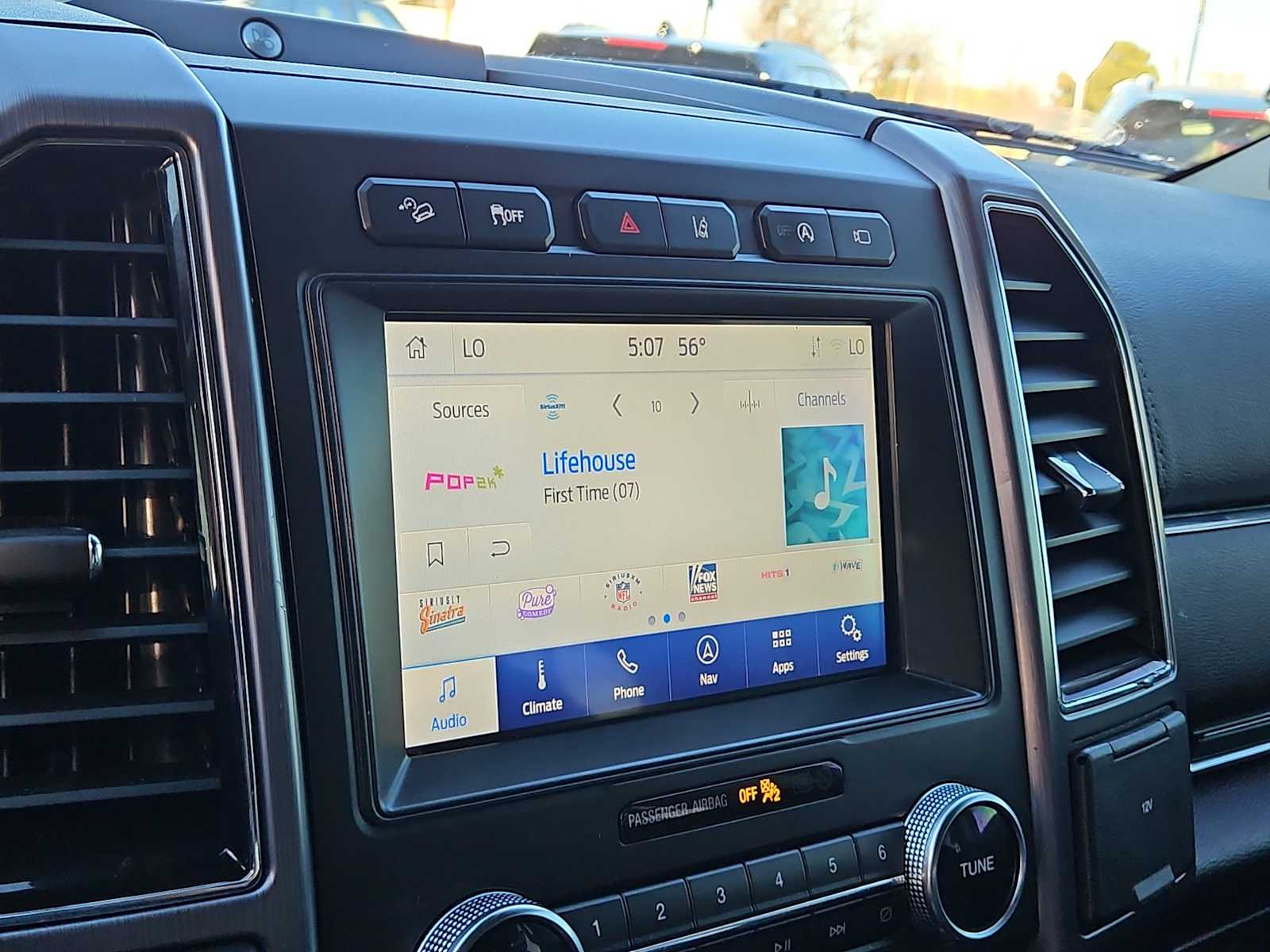 Thumbnail: 2020 Ford Expedition - 24