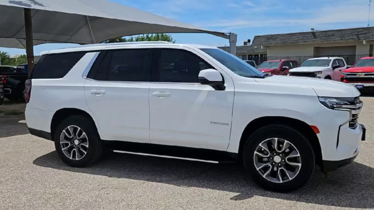 Thumbnail: 2022 Chevrolet Tahoe - 9