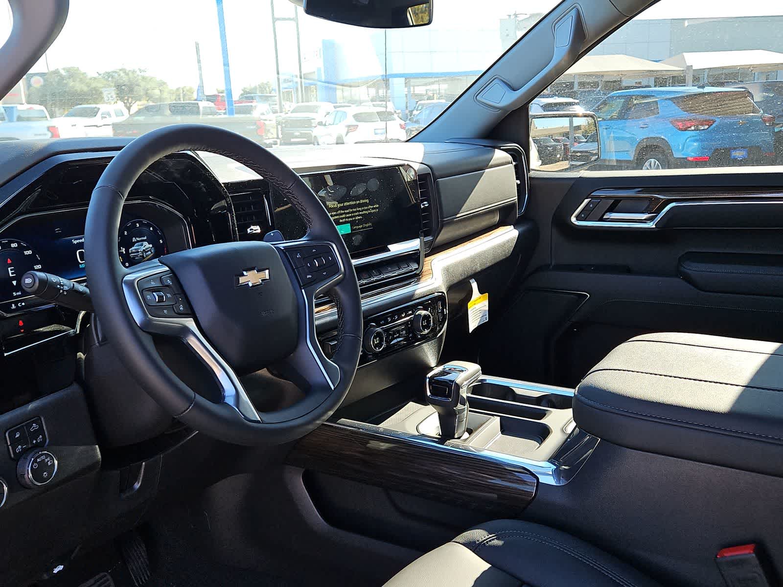Thumbnail: 2025 Chevrolet Silverado 1500 - 2