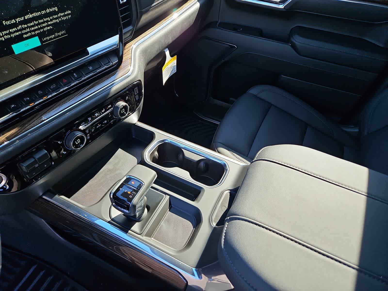 Thumbnail: 2025 Chevrolet Silverado 1500 - 15
