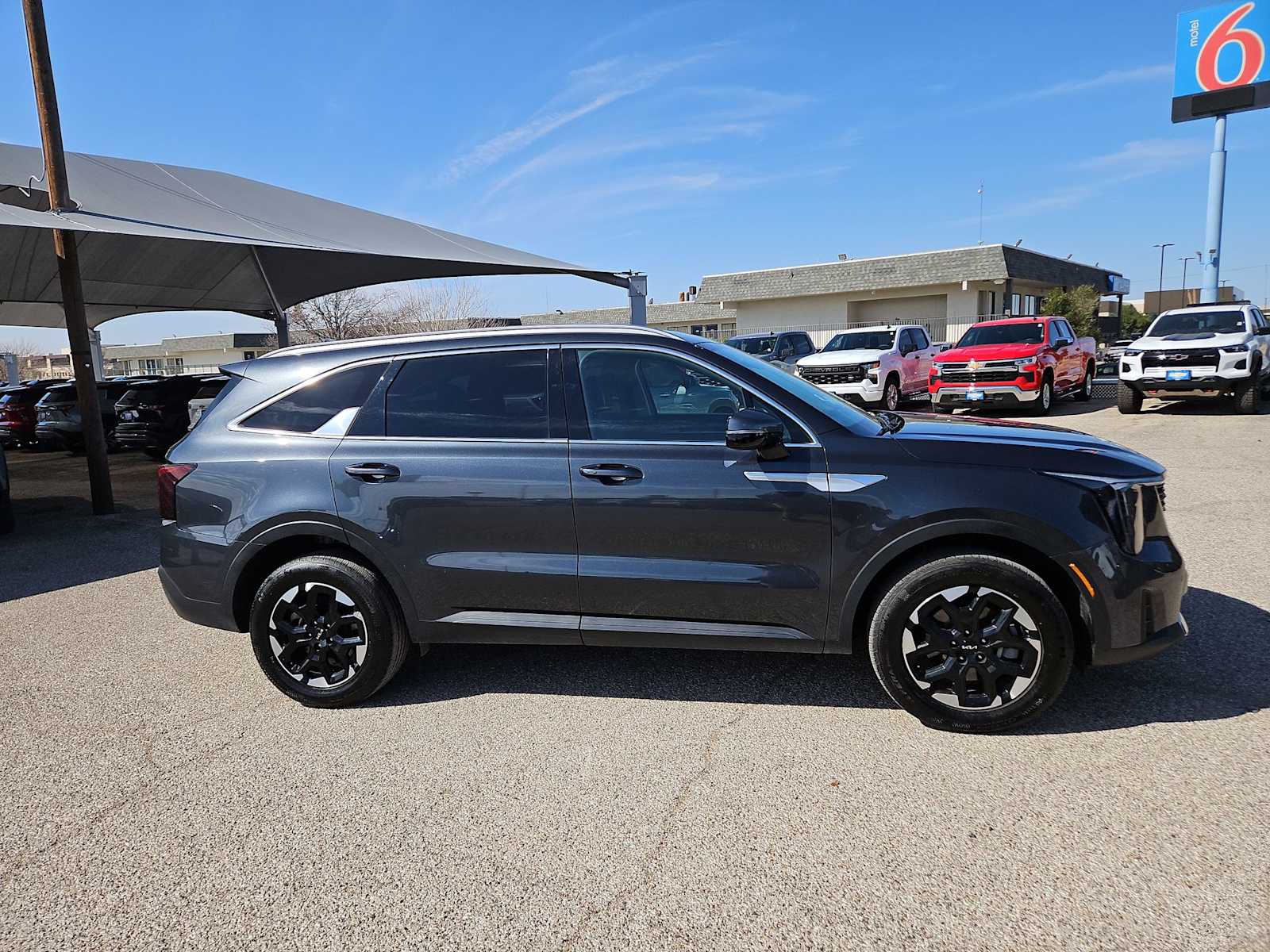 Thumbnail: 2024 Kia Sorento - 9