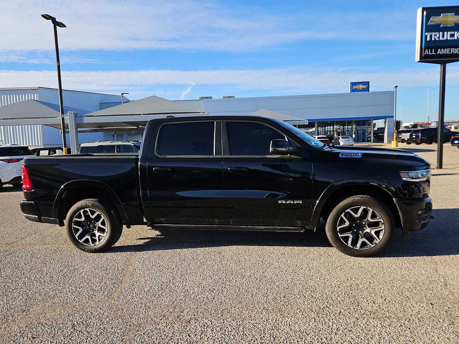 Thumbnail: 2025 RAM 1500 - 9