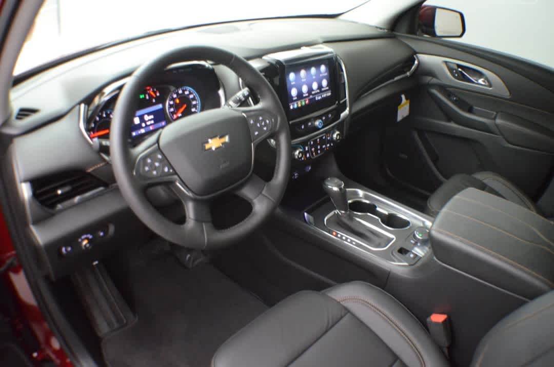 Thumbnail: 2020 Chevrolet Traverse - 15