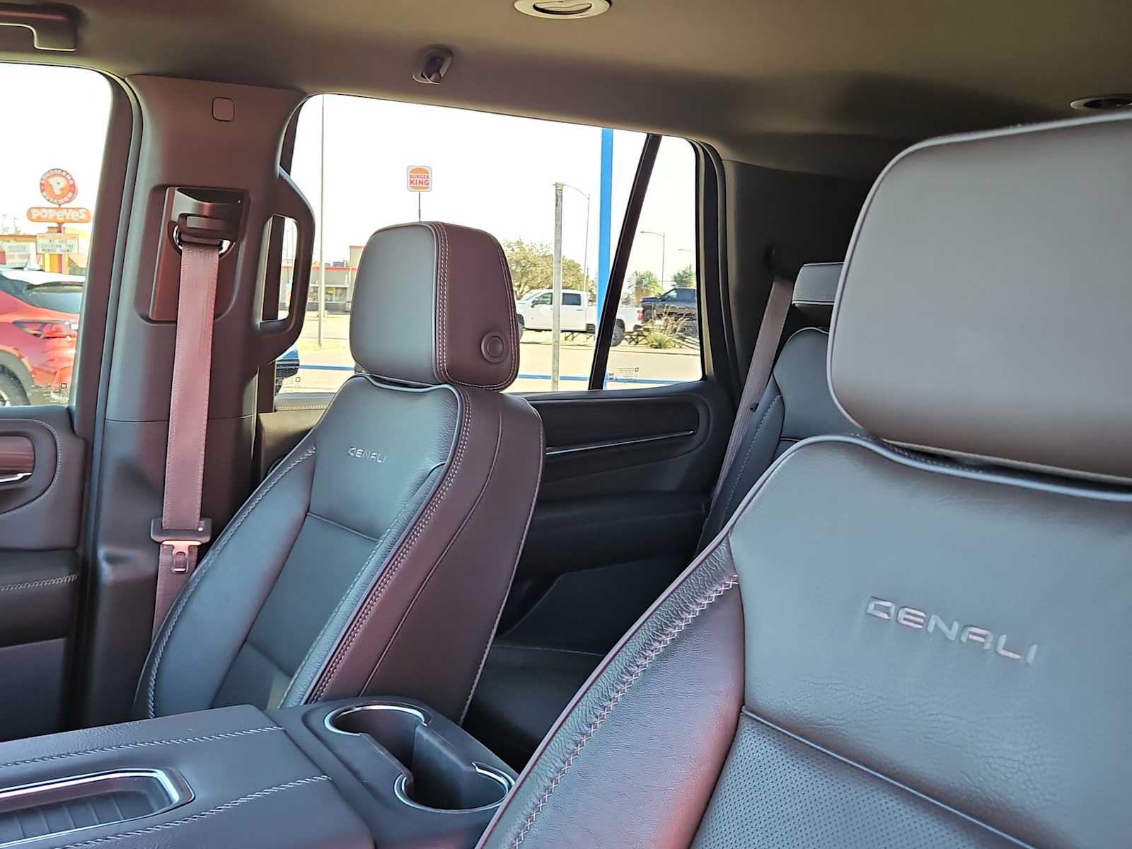 Thumbnail: 2021 GMC Yukon - 15