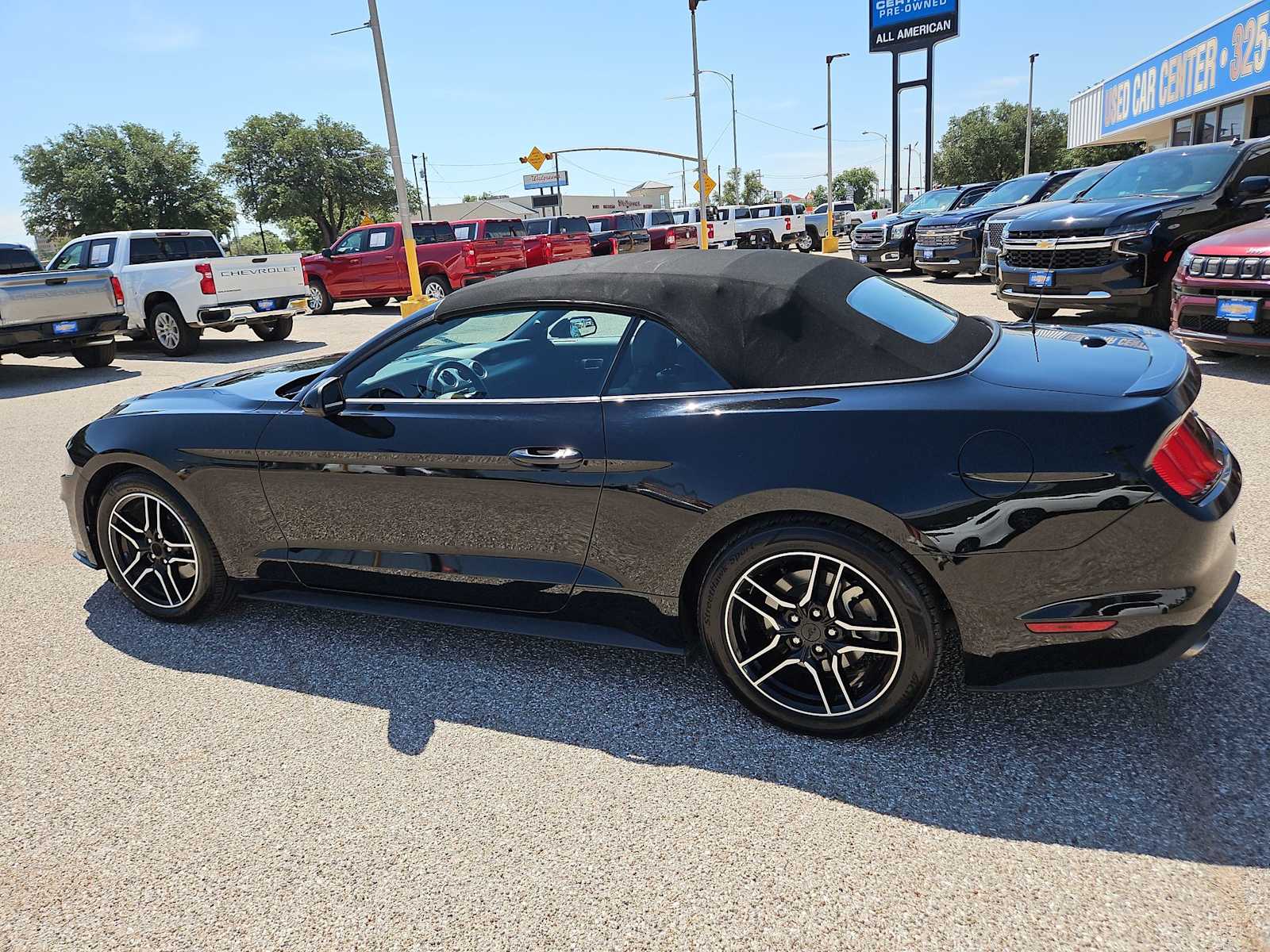 Thumbnail: 2023 Ford Mustang - 3