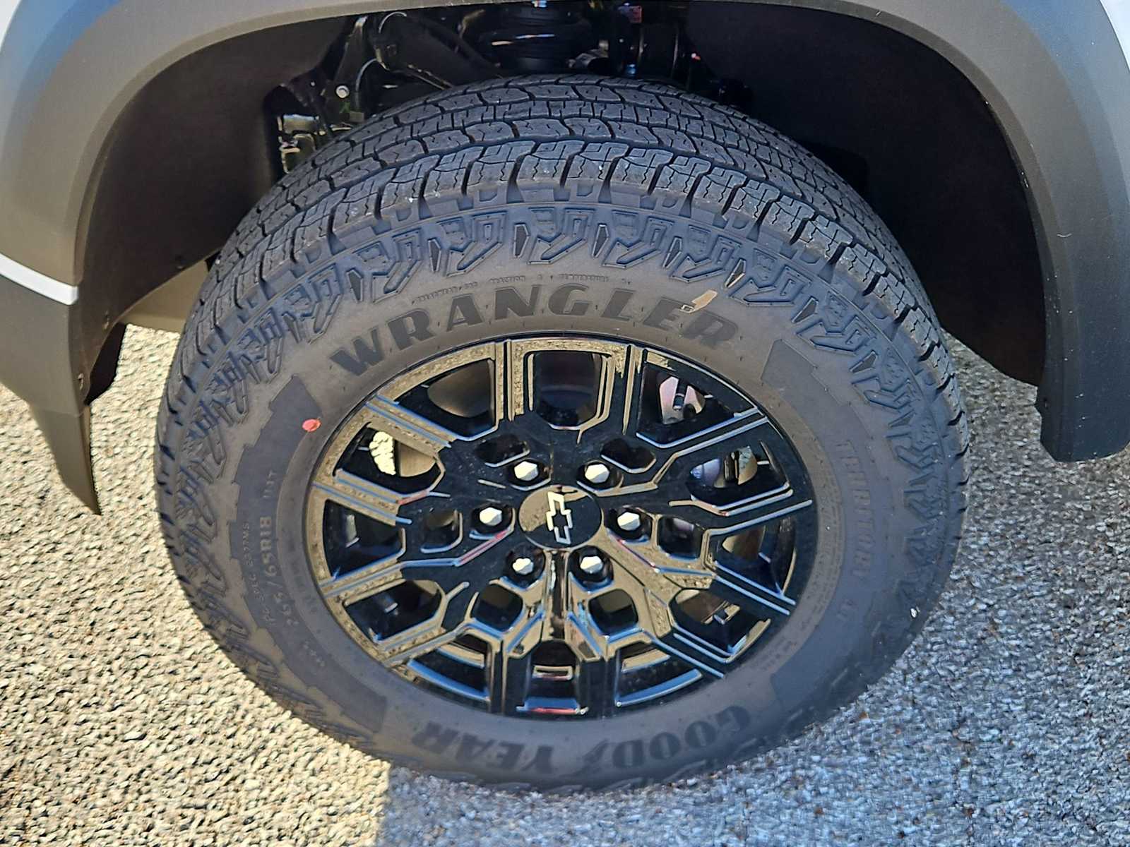 Thumbnail: 2026 Chevrolet Colorado - 12