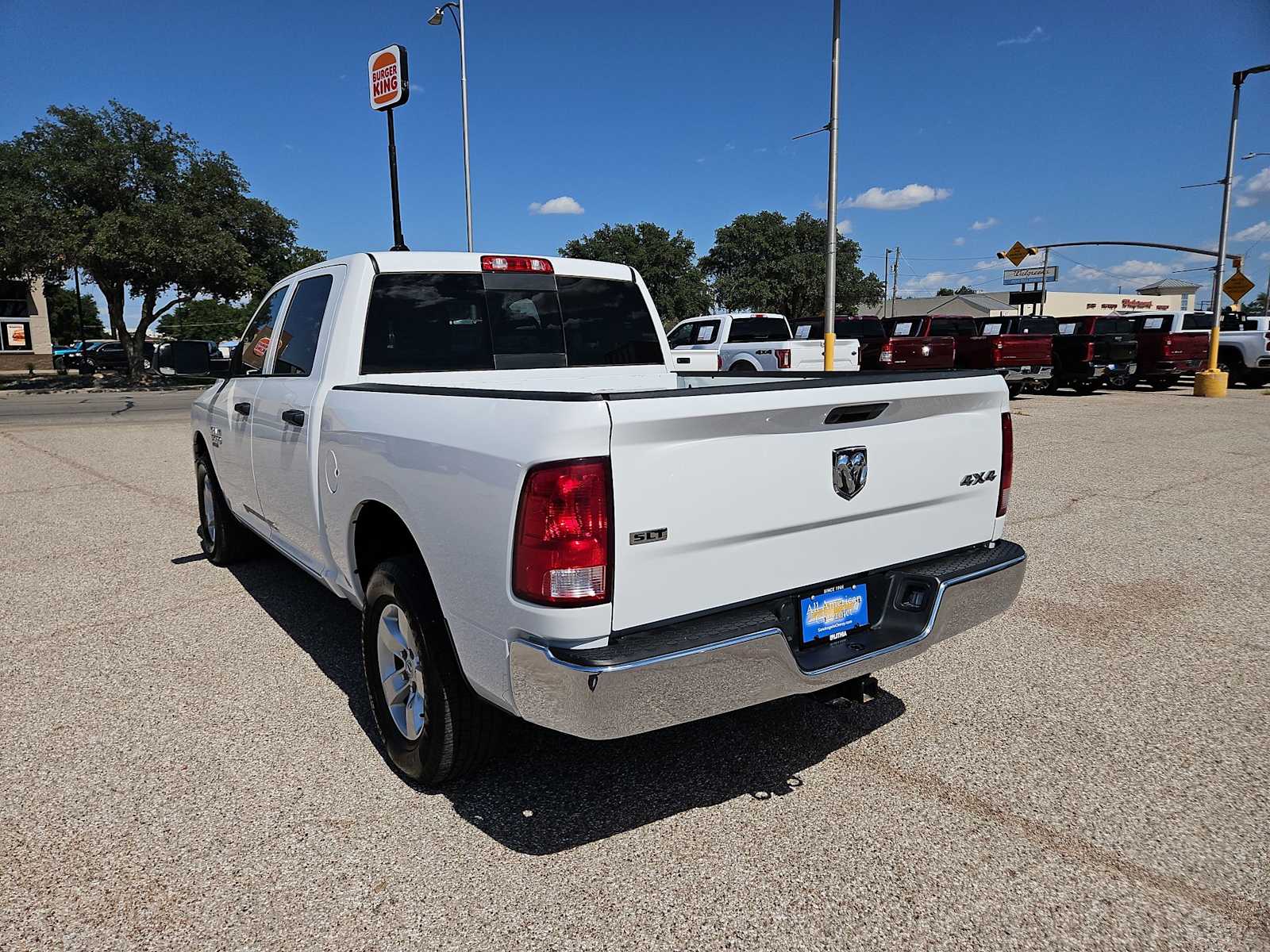 Thumbnail: 2023 RAM 1500 Classic - 4