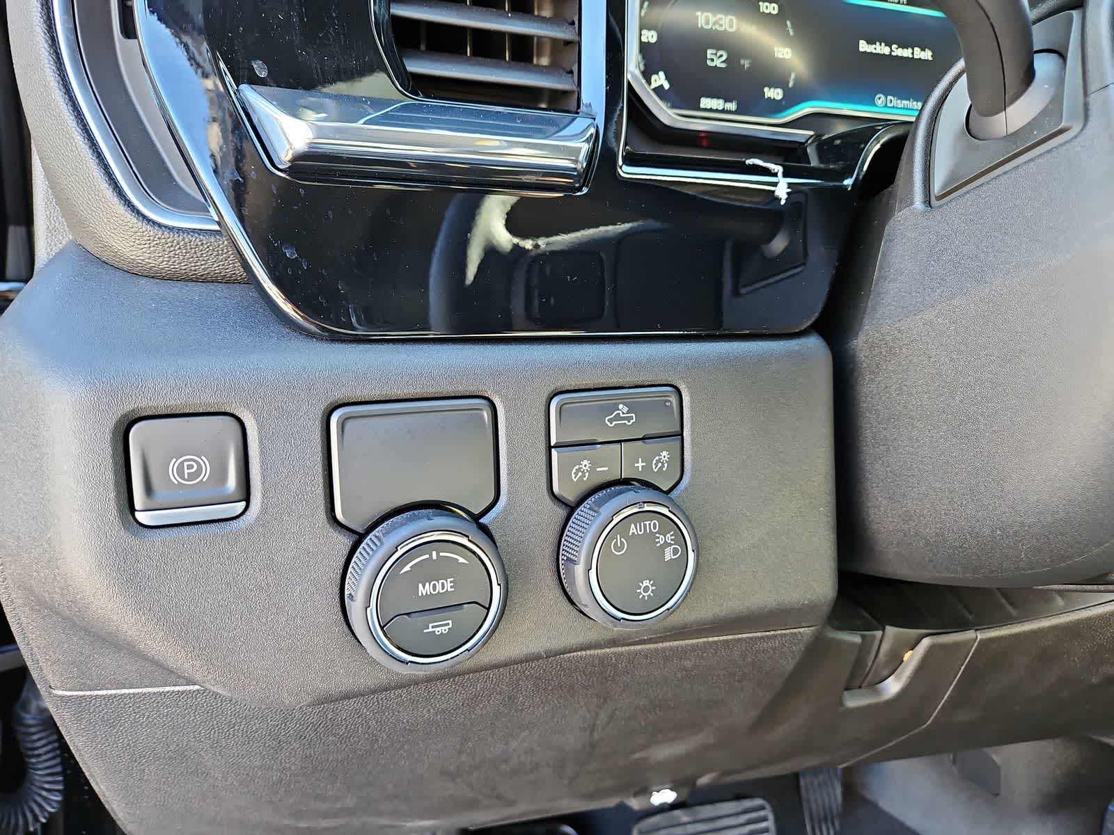 Thumbnail: 2023 Chevrolet Silverado 1500 - 27