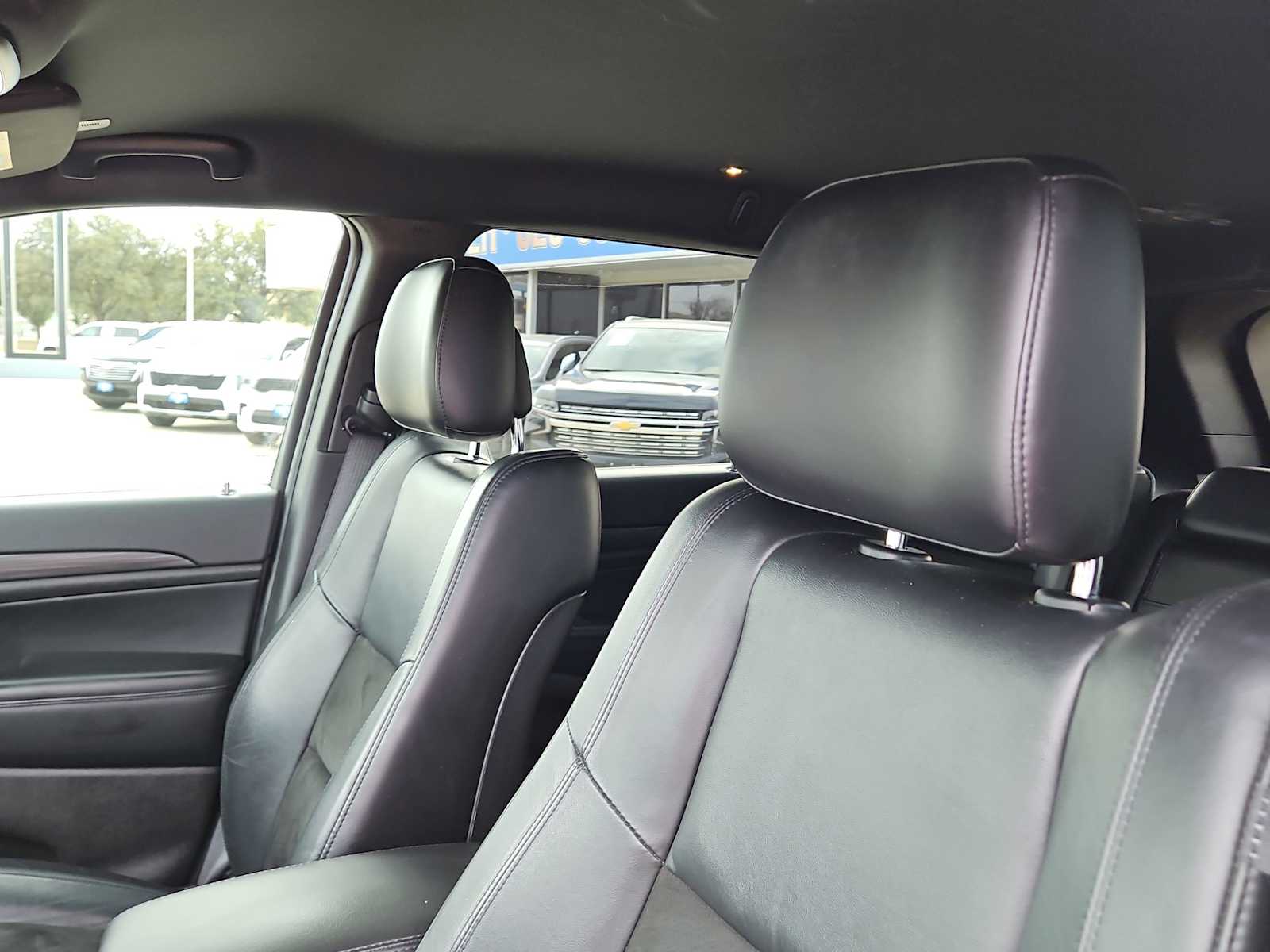 Thumbnail: 2021 Jeep Grand Cherokee - 15