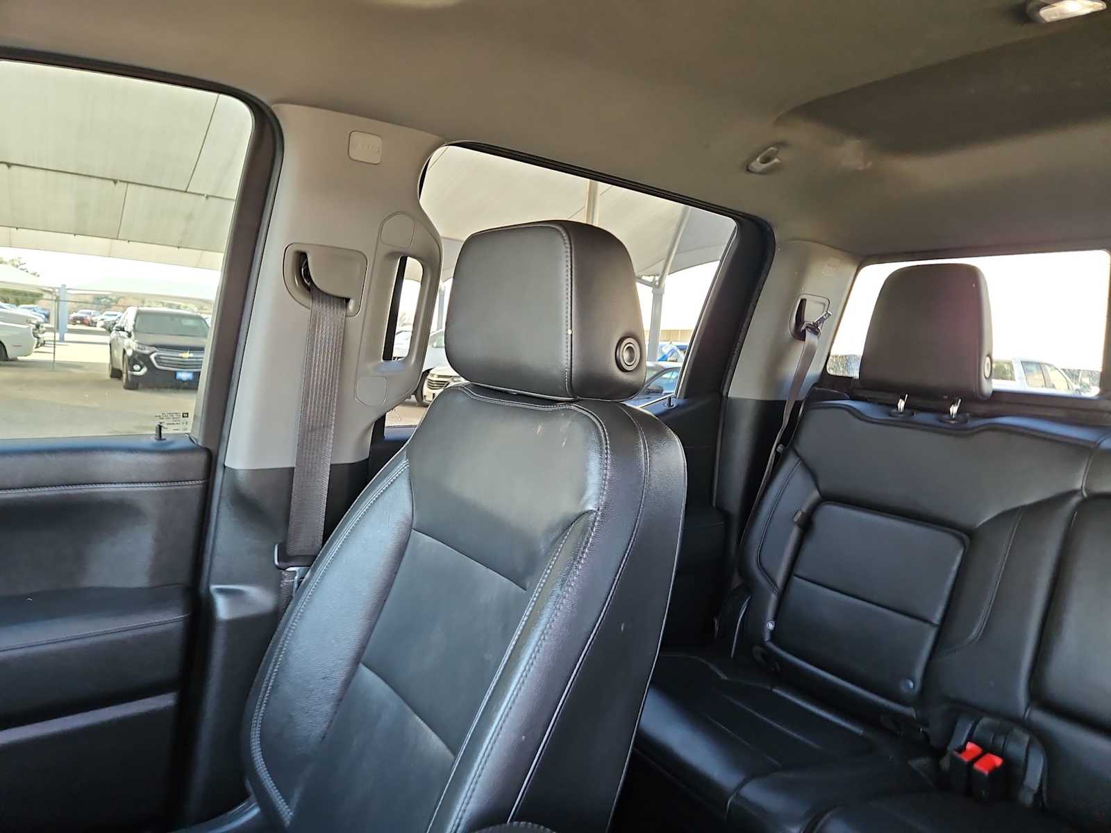 Thumbnail: 2020 Chevrolet Silverado 1500 - 21