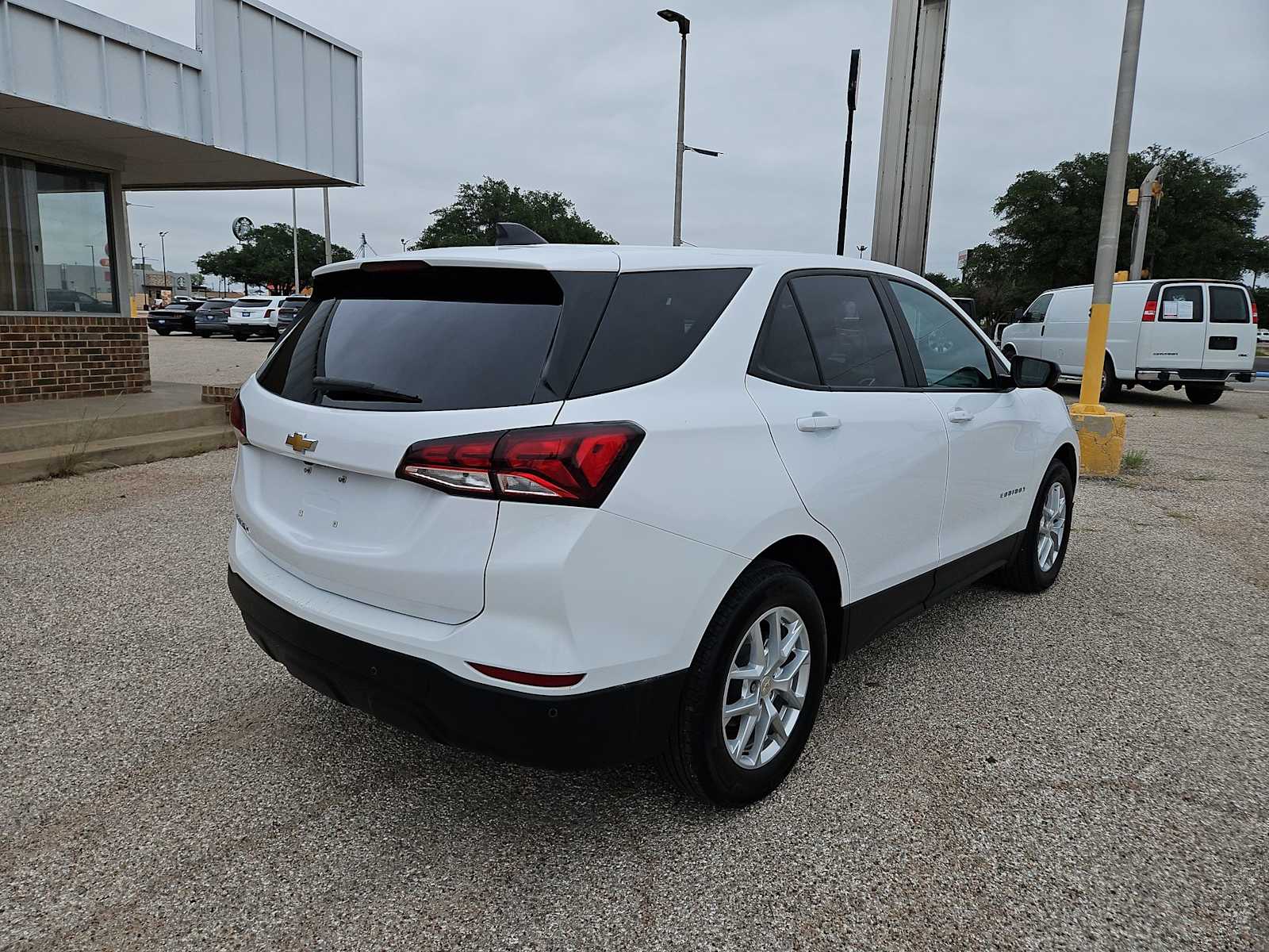 Thumbnail: 2024 Chevrolet Equinox - 8