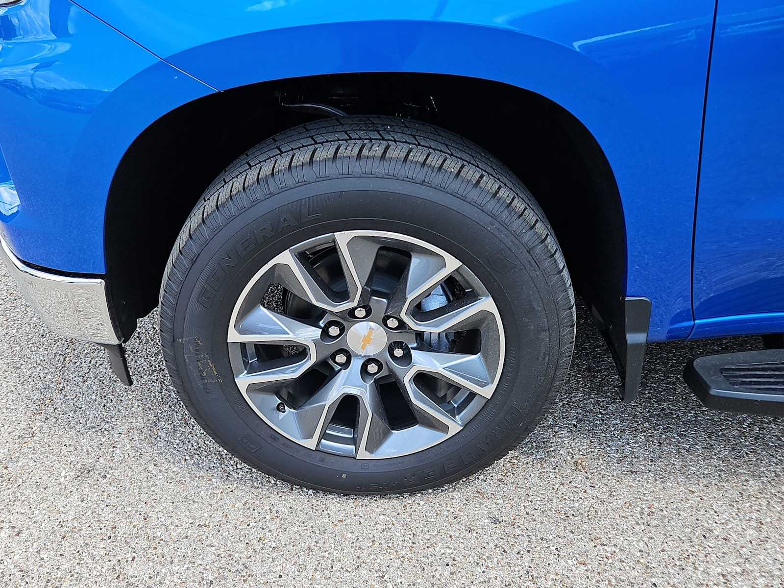 Thumbnail: 2026 Chevrolet Silverado 1500 - 8