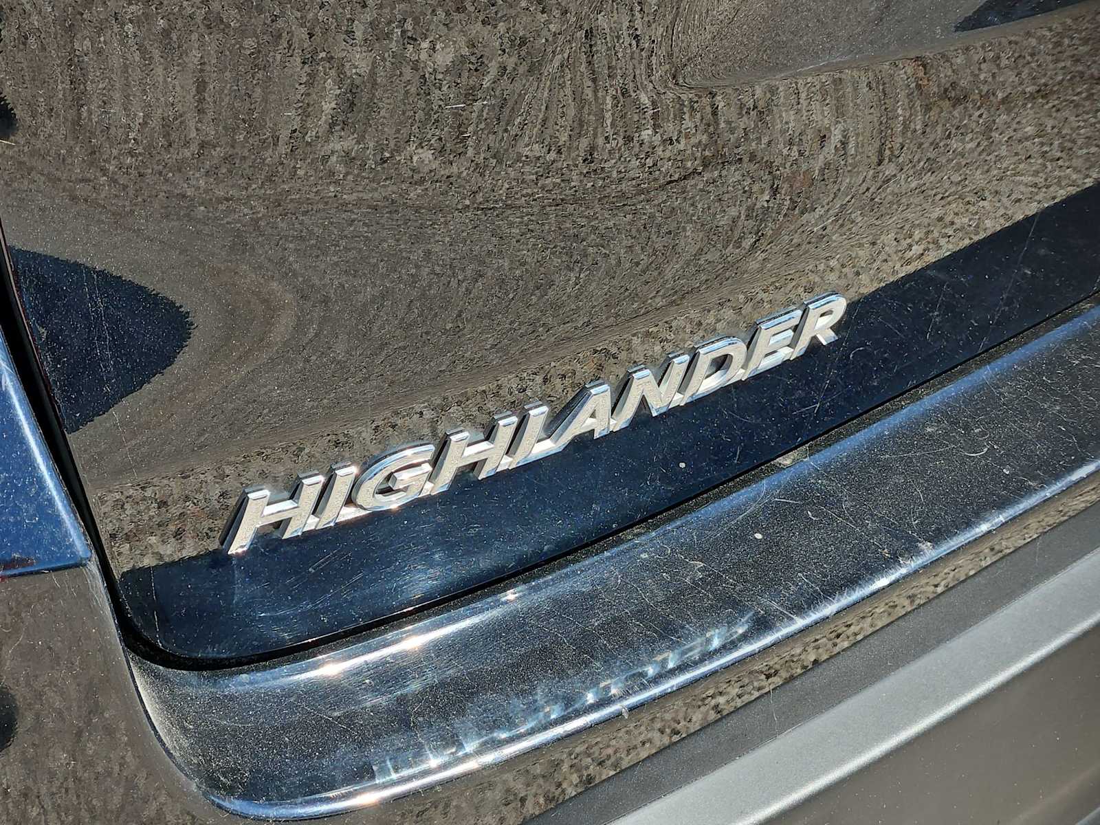 Thumbnail: 2019 Toyota Highlander - 11