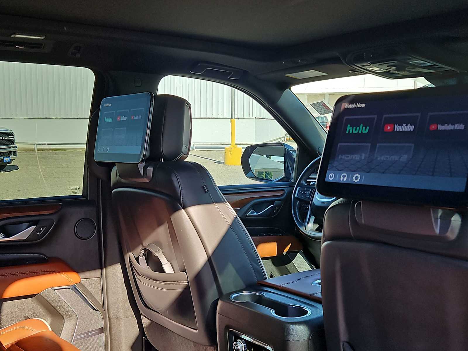 Thumbnail: 2023 GMC Yukon XL - 7