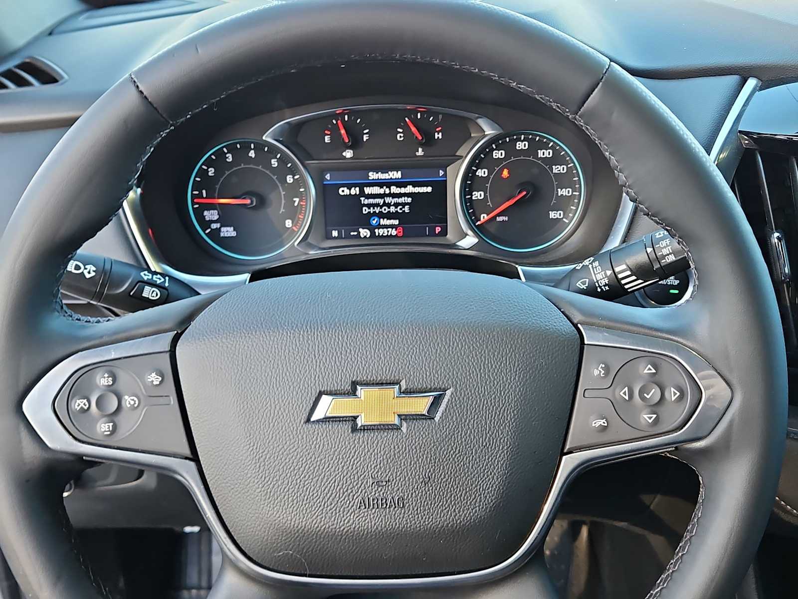 Thumbnail: 2023 Chevrolet Traverse - 19