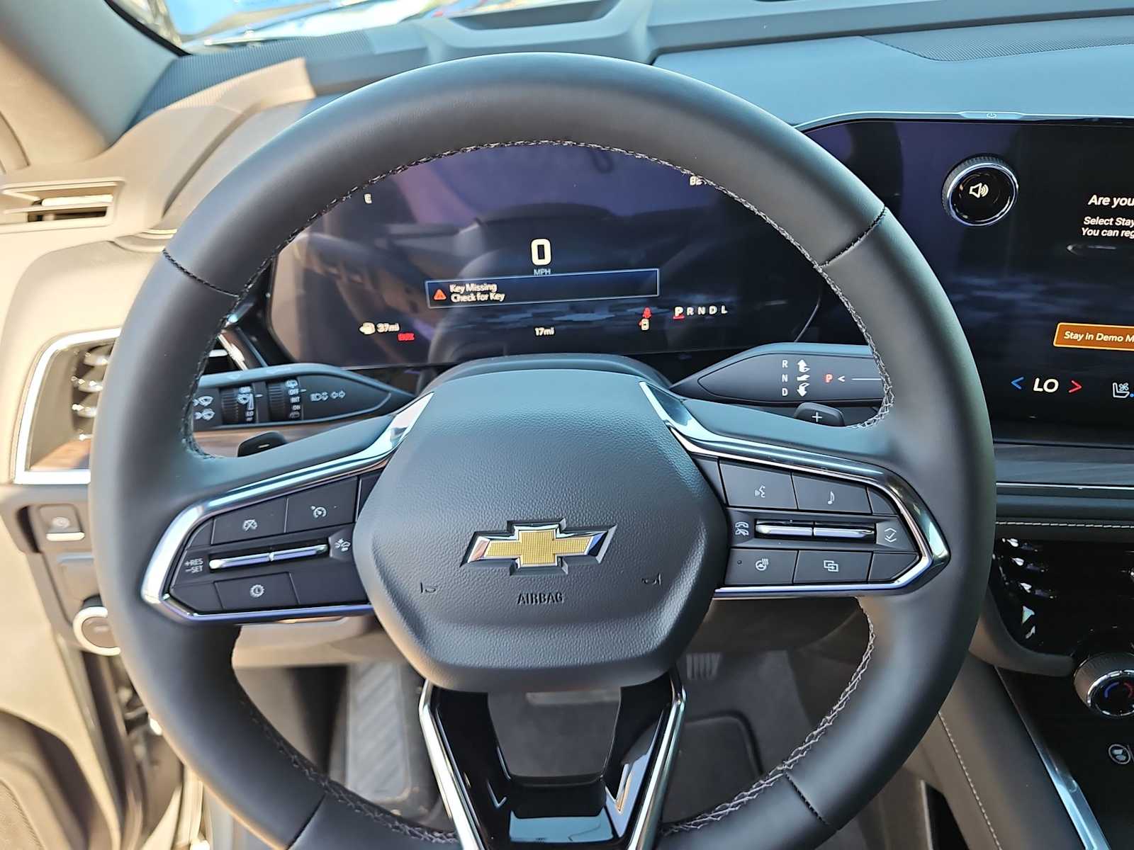 Thumbnail: 2026 Chevrolet Suburban - 19