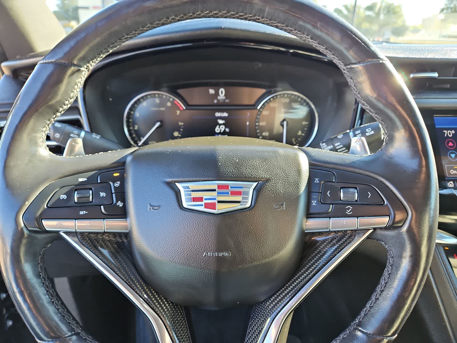 Thumbnail: 2020 Cadillac XT6 - 23