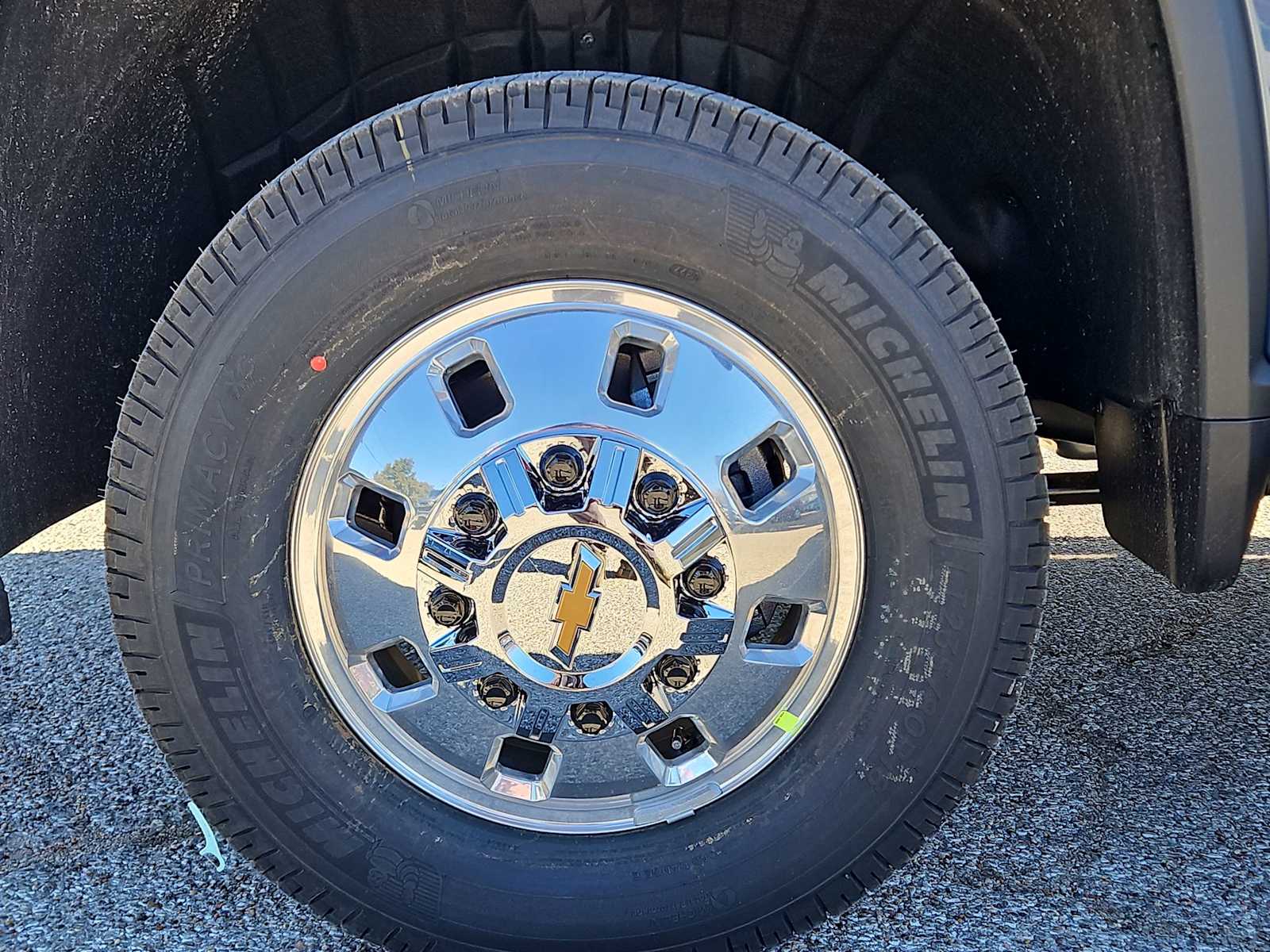 Thumbnail: 2026 Chevrolet Silverado 3500 - 12