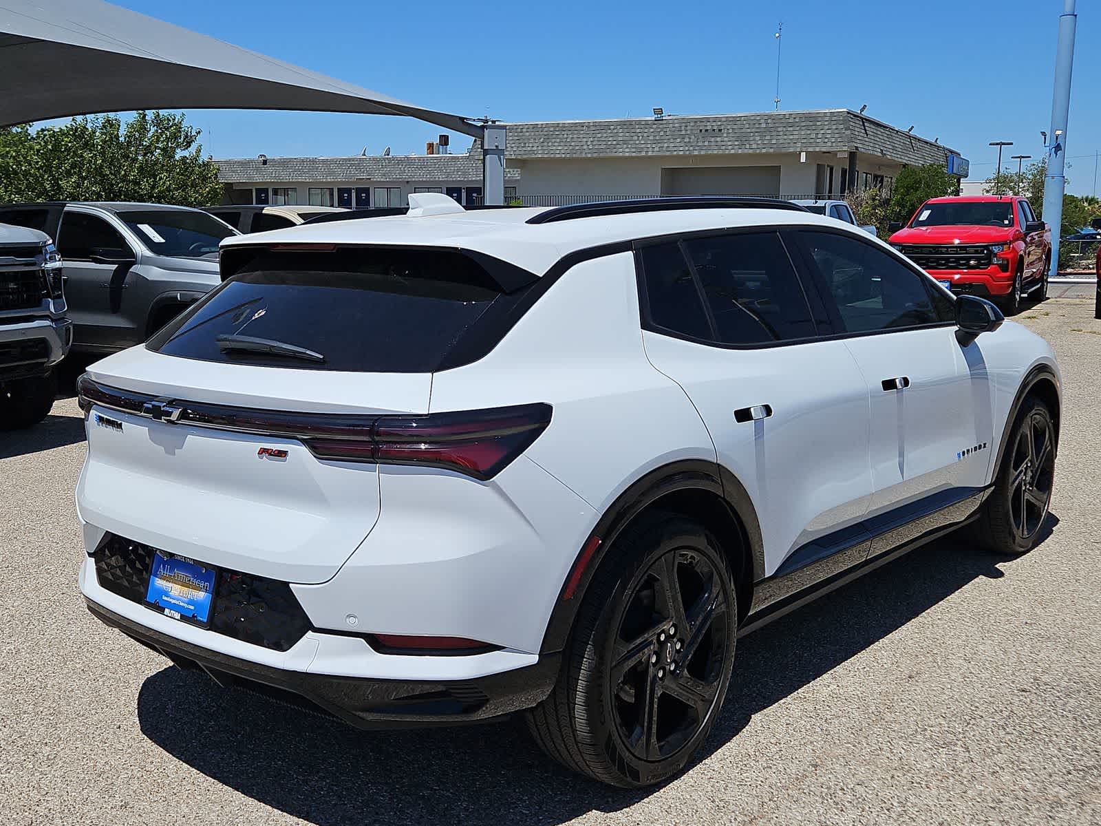 Thumbnail: 2024 Chevrolet Equinox - 5