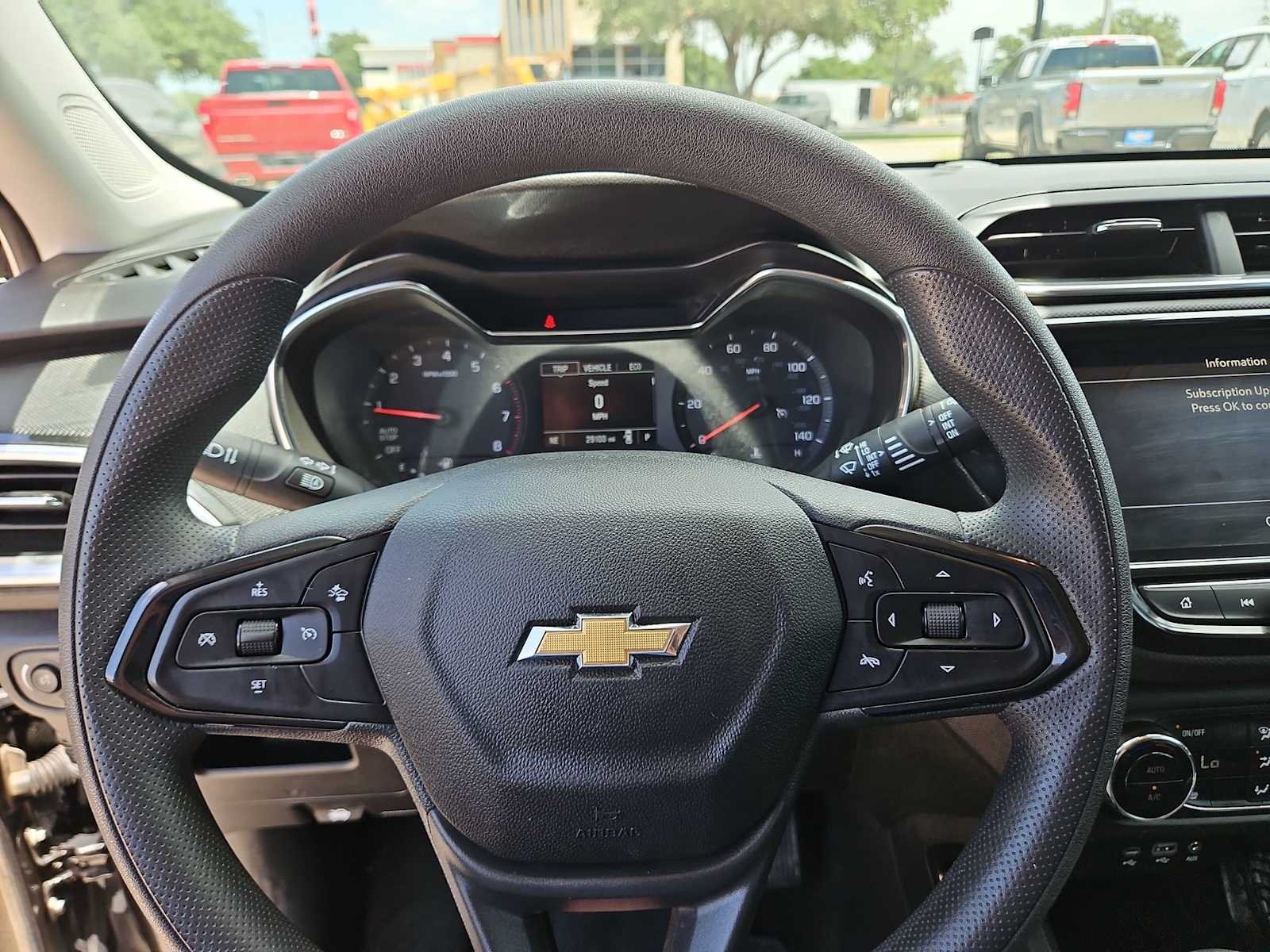 Thumbnail: 2023 Chevrolet TrailBlazer - 15