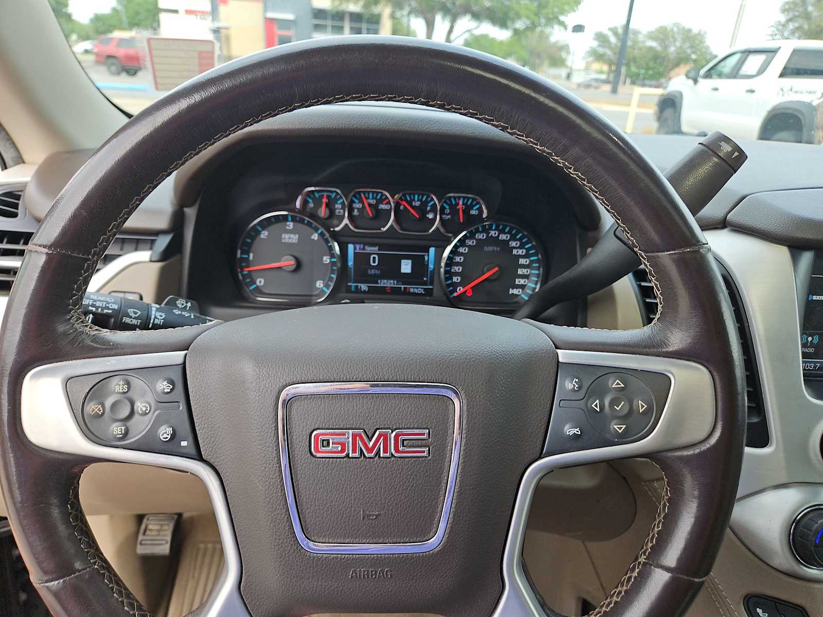 Thumbnail: 2019 GMC Yukon - 15