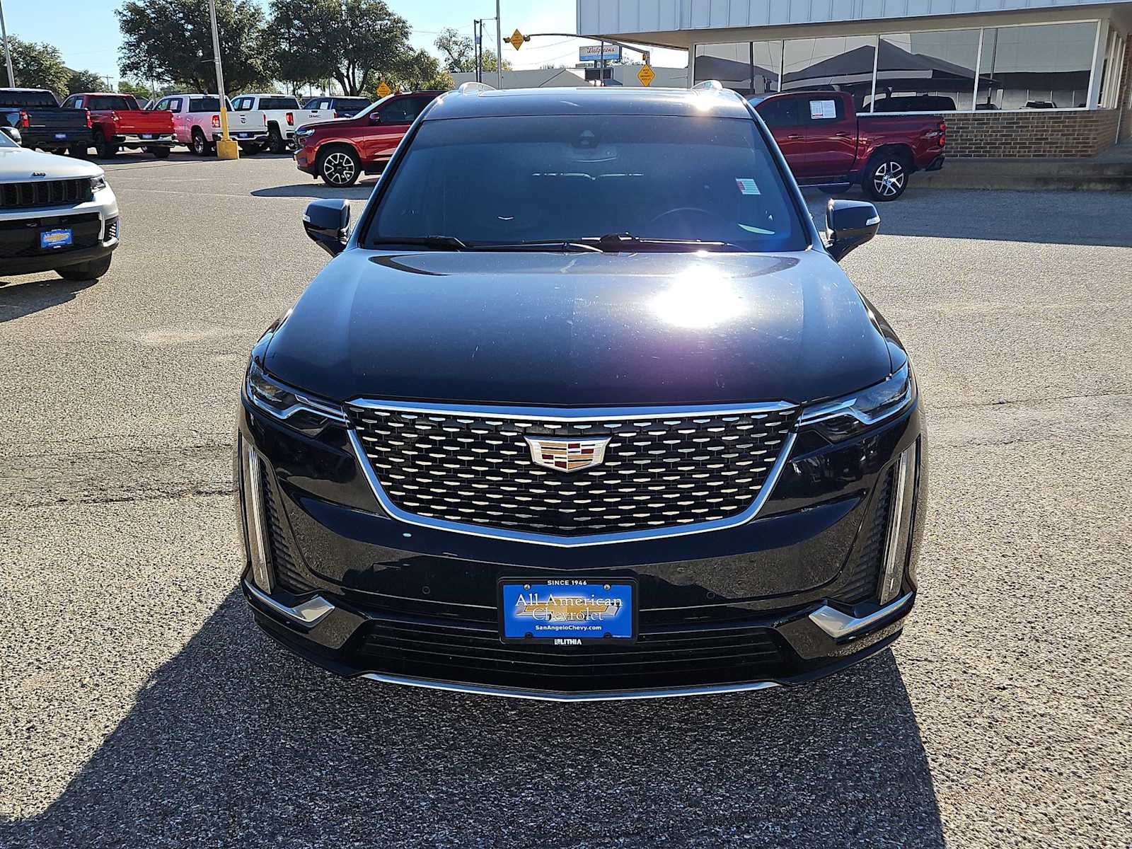 Thumbnail: 2022 Cadillac XT6 - 3