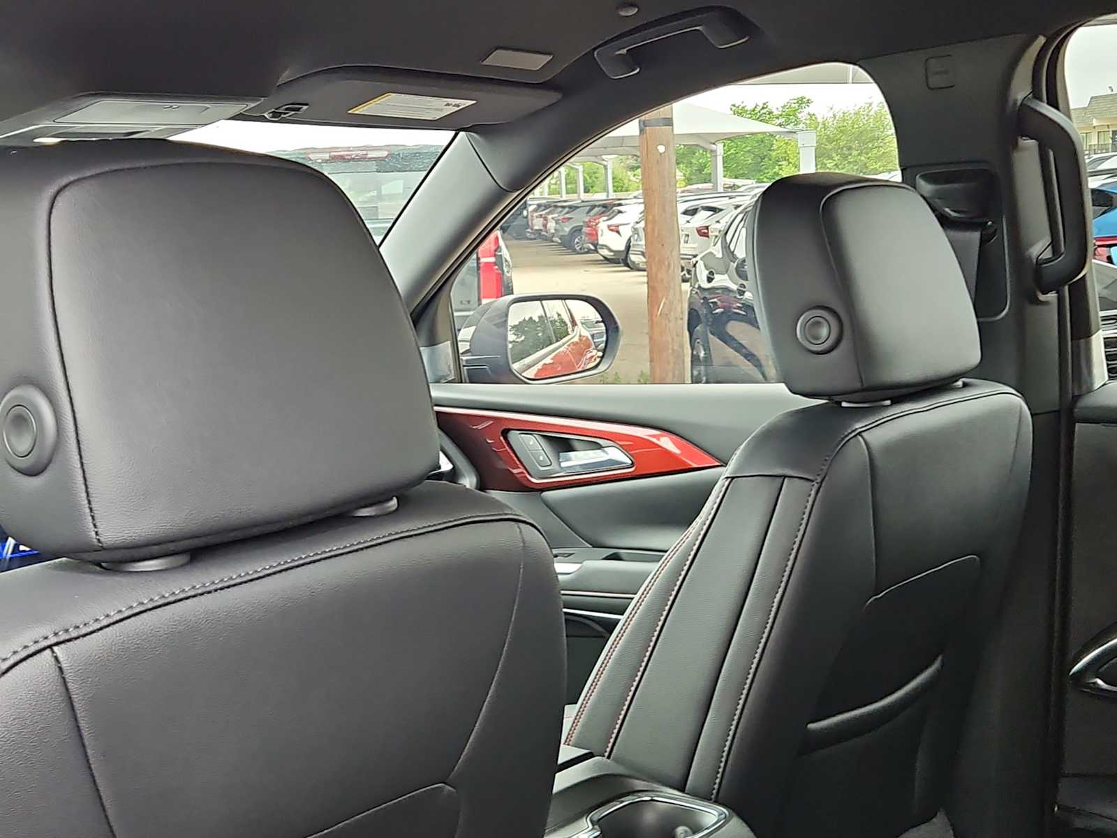 Thumbnail: 2026 Chevrolet Traverse - 17