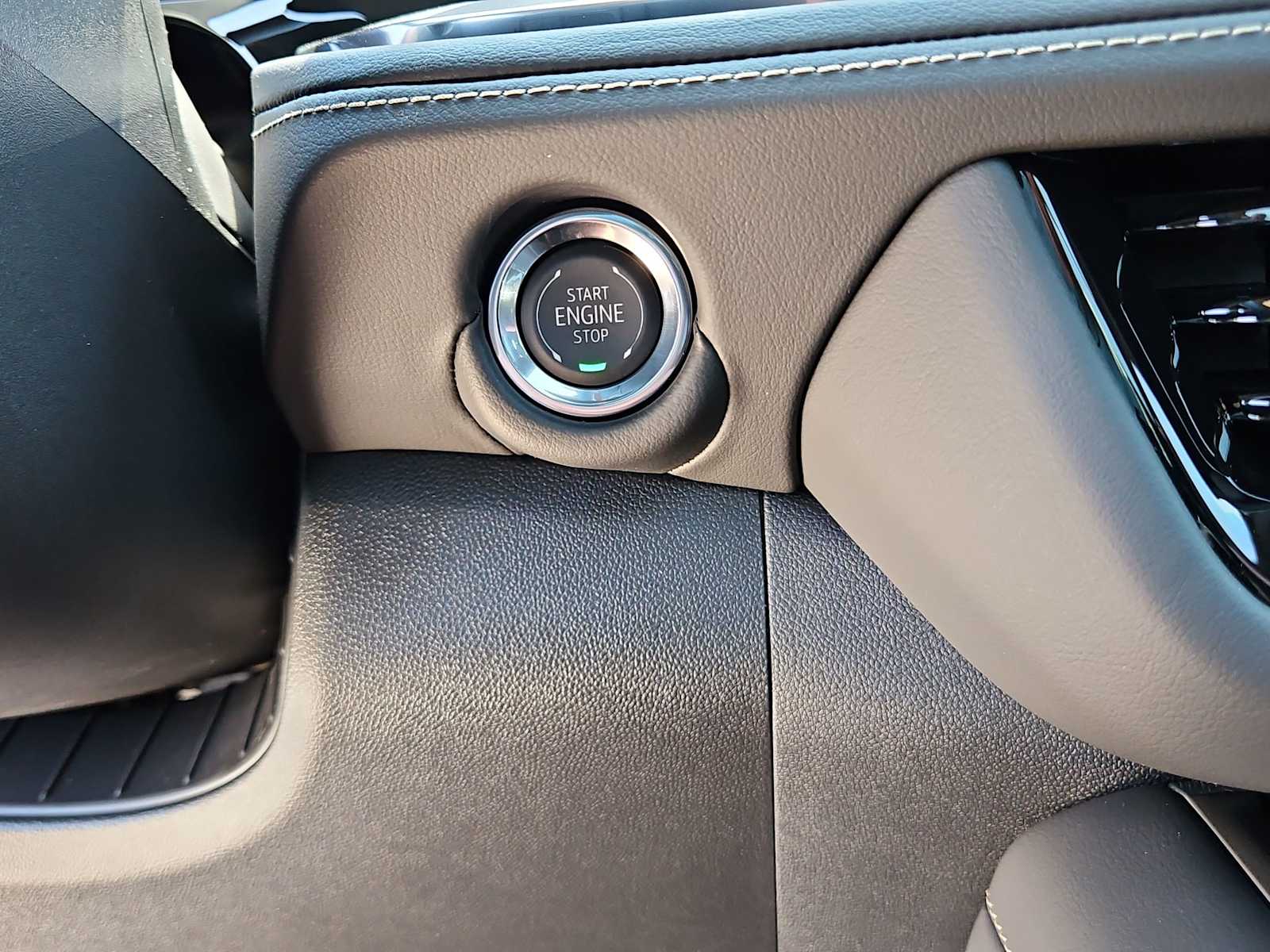 Thumbnail: 2025 Chevrolet Tahoe - 27