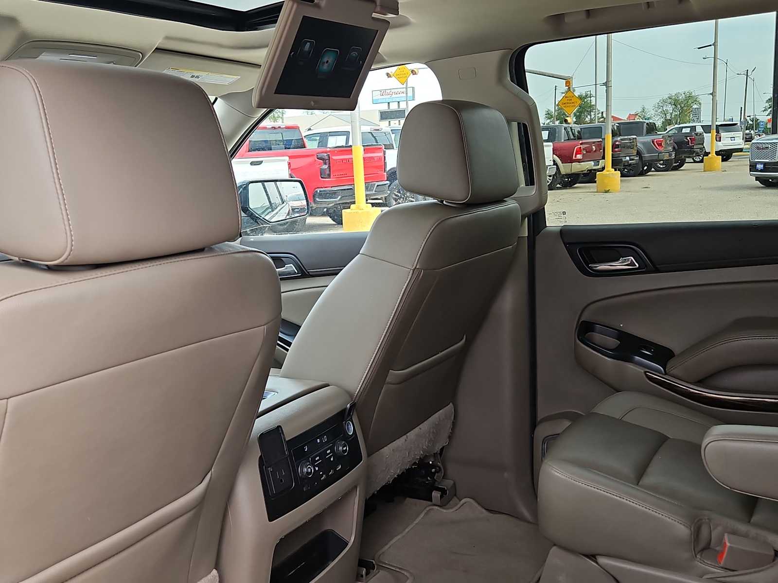 Thumbnail: 2019 GMC Yukon - 10