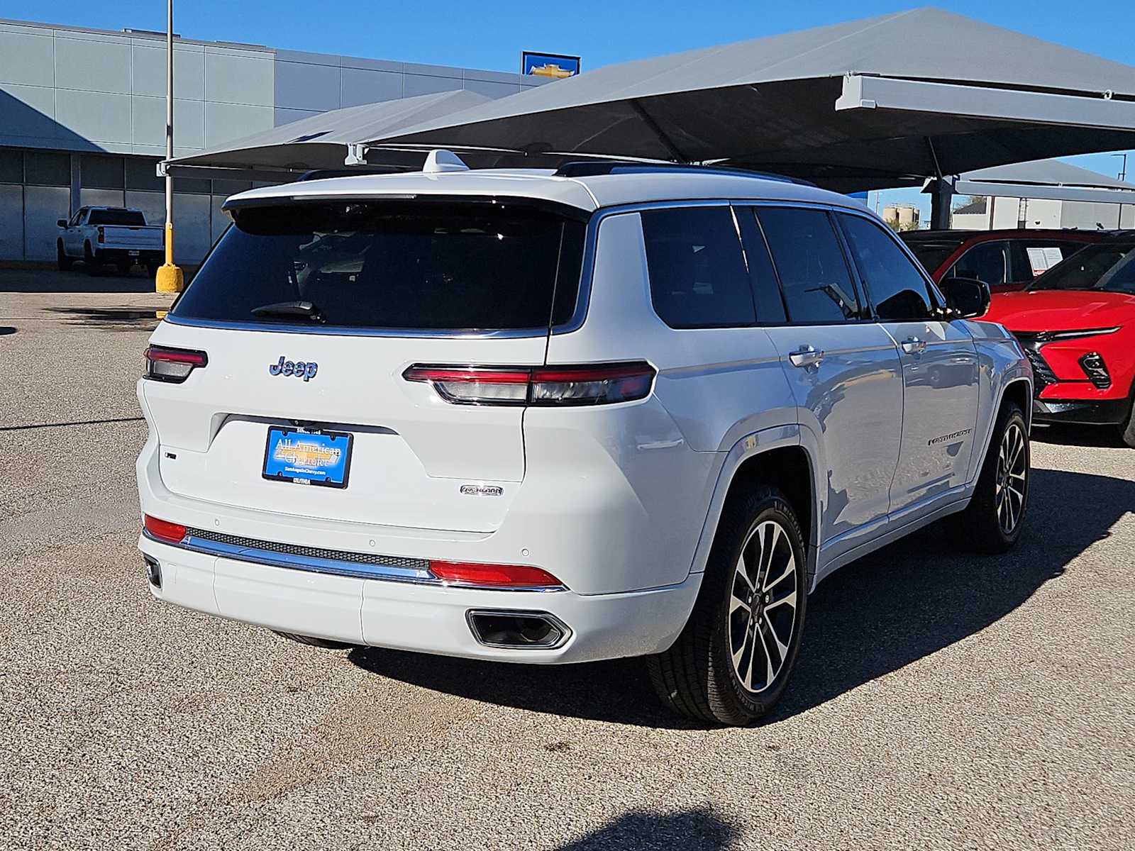 Thumbnail: 2022 Jeep Grand Cherokee - 8