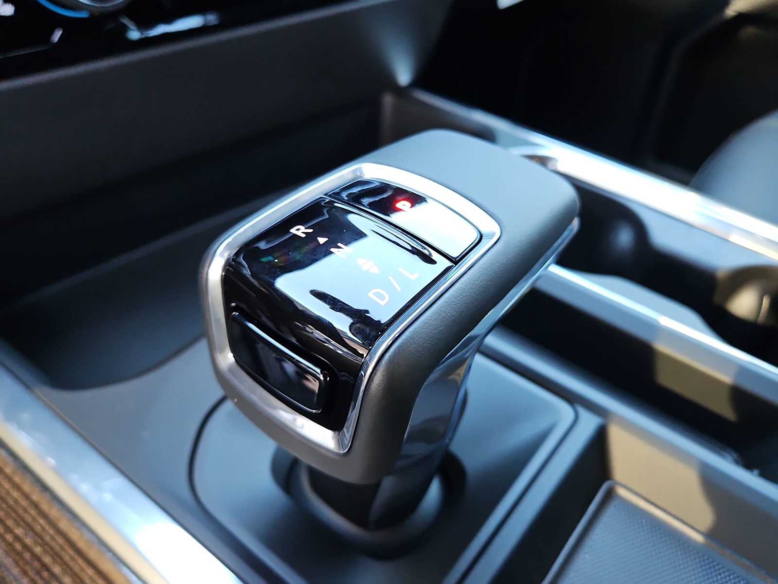 Thumbnail: 2026 Chevrolet Silverado 1500 - 21