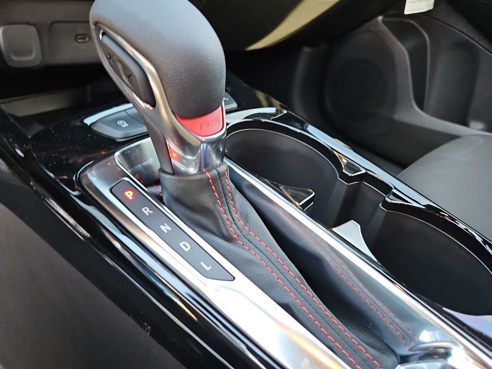 Thumbnail: 2026 Chevrolet Trax - 21