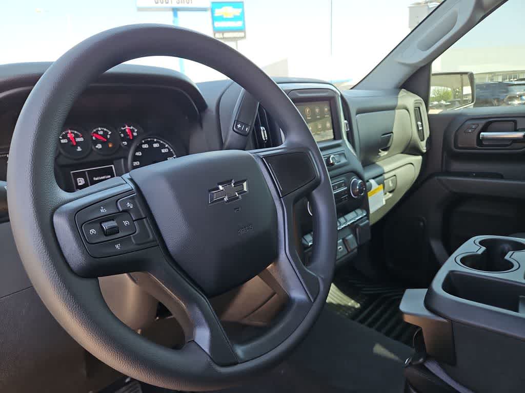 Thumbnail: 2026 Chevrolet Silverado 1500 - 10